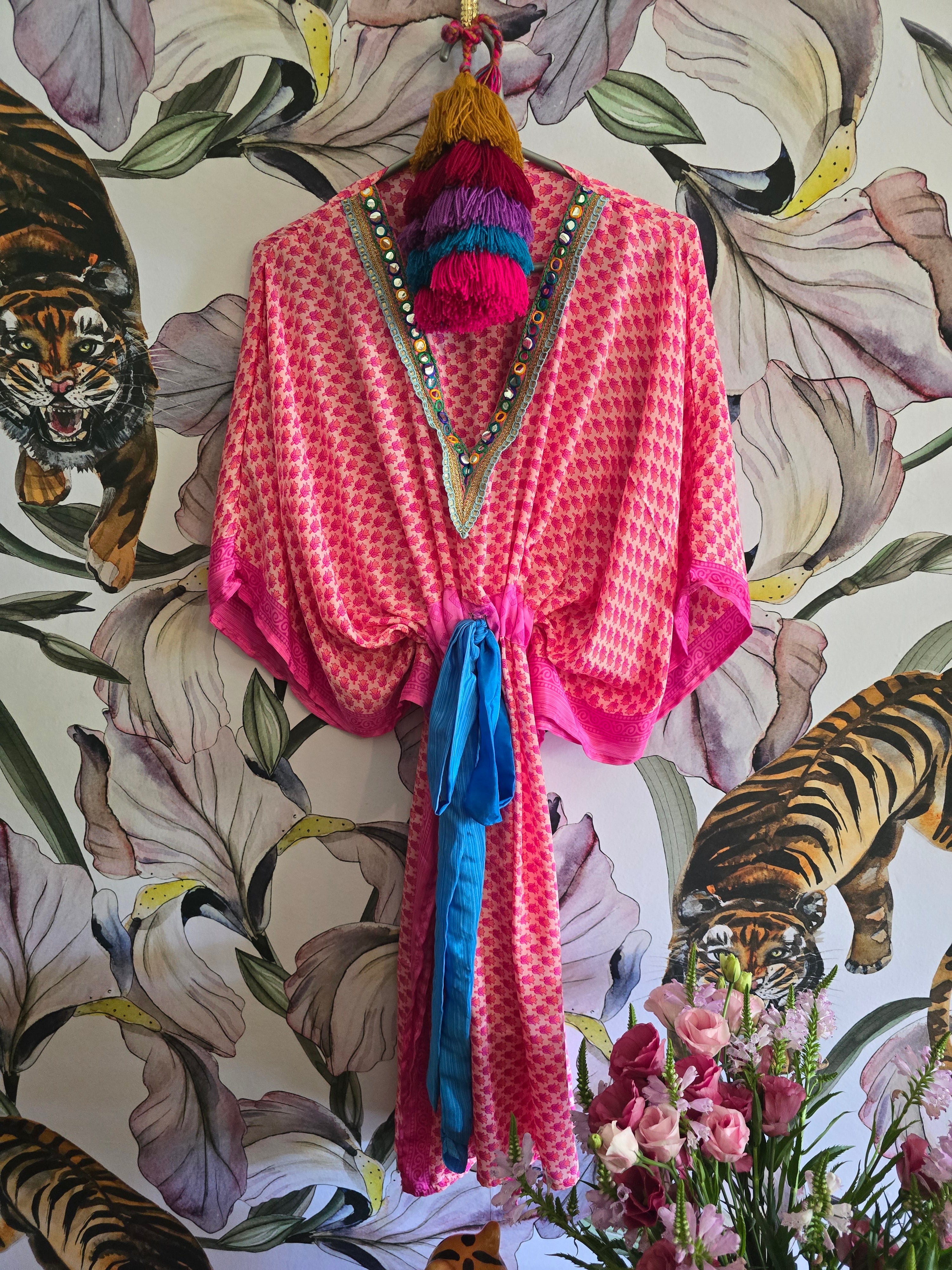 The SHORT KAFTAN