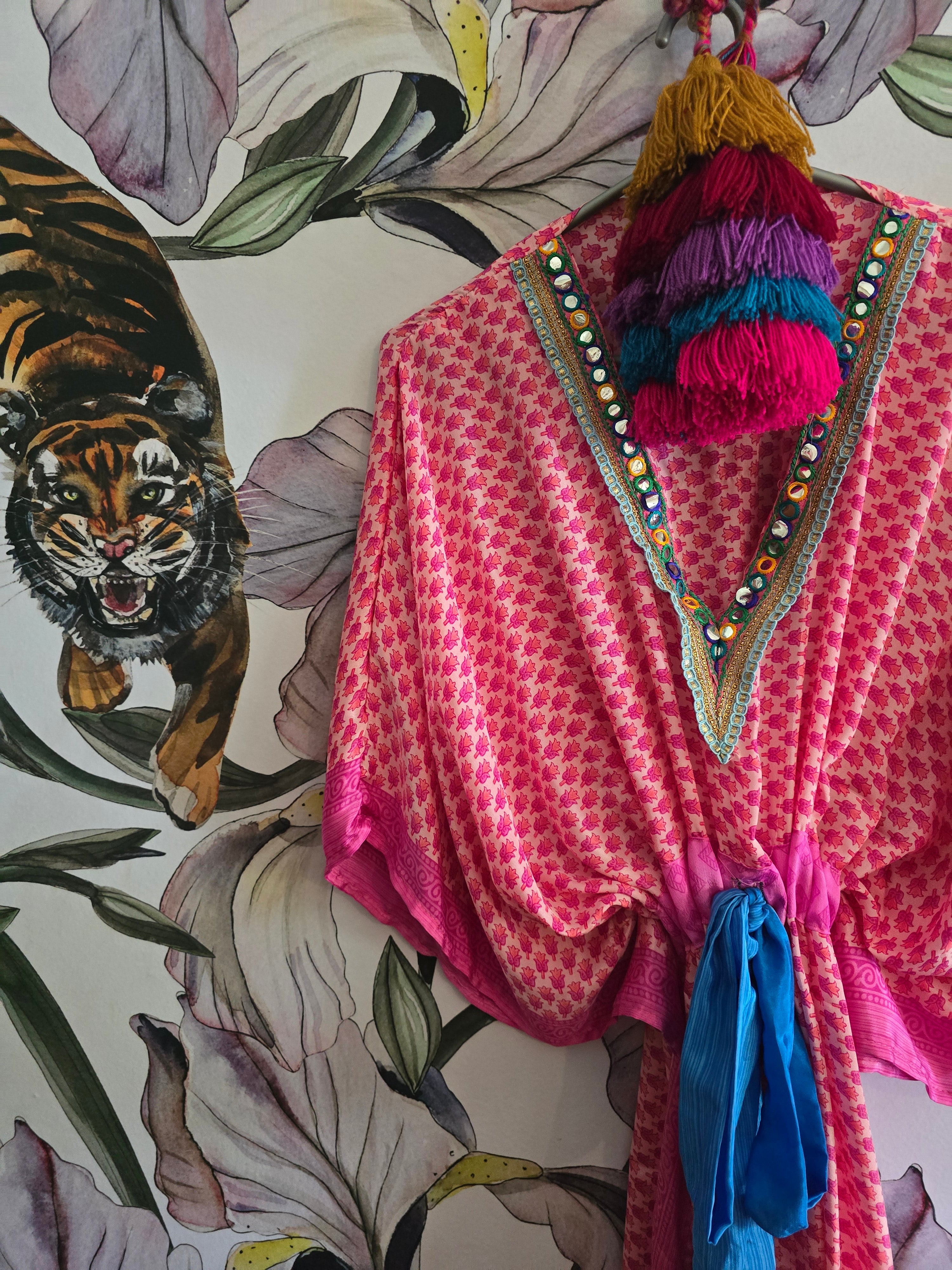 The SHORT KAFTAN