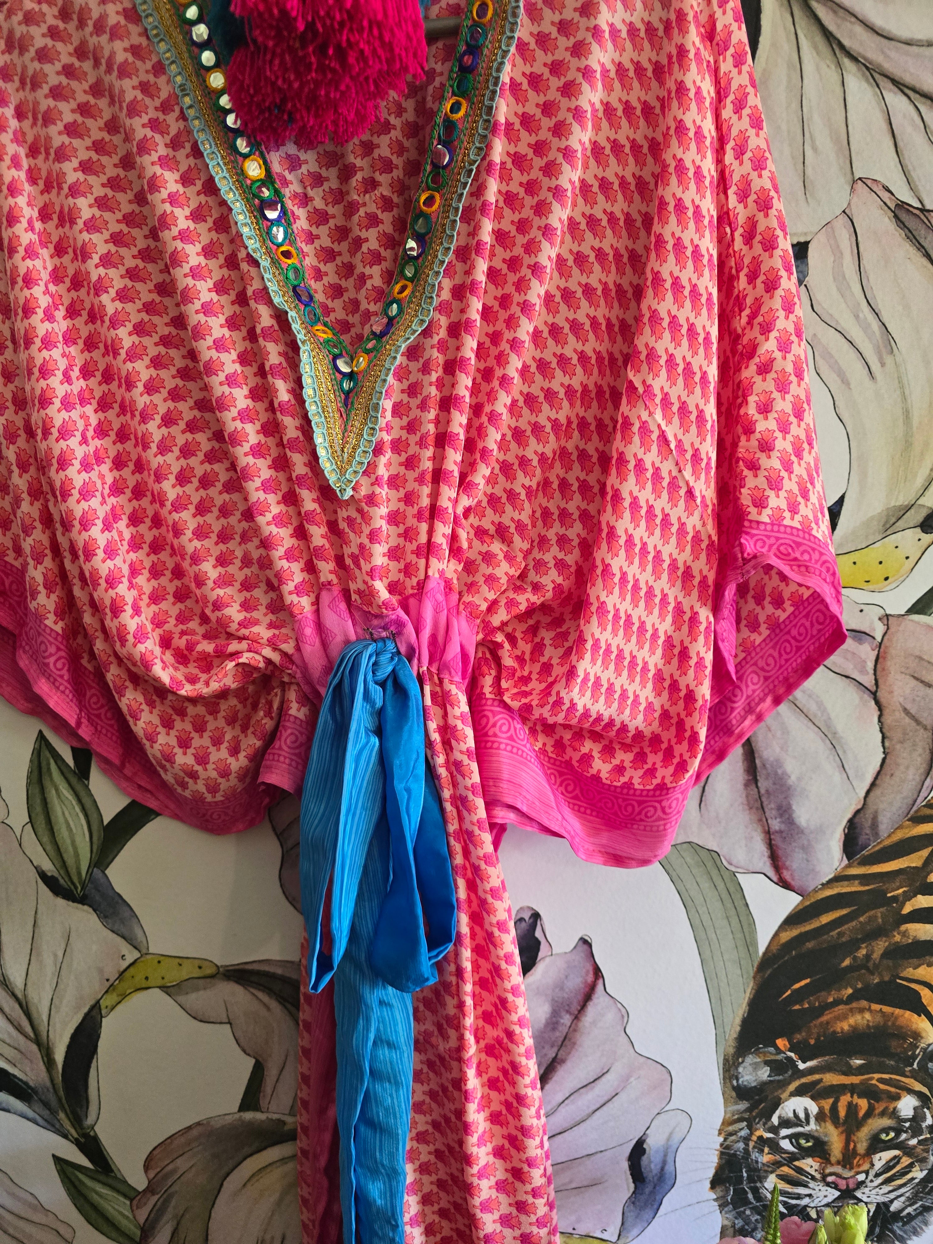 The SHORT KAFTAN