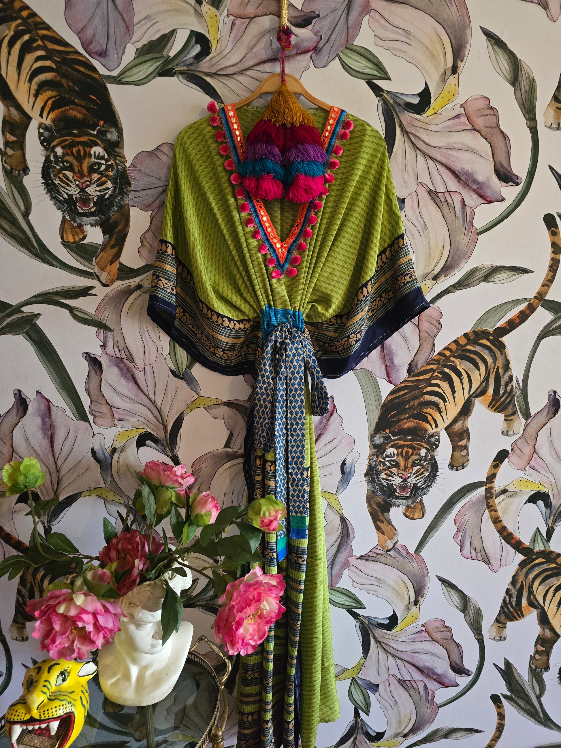 The LONG KAFTAN
