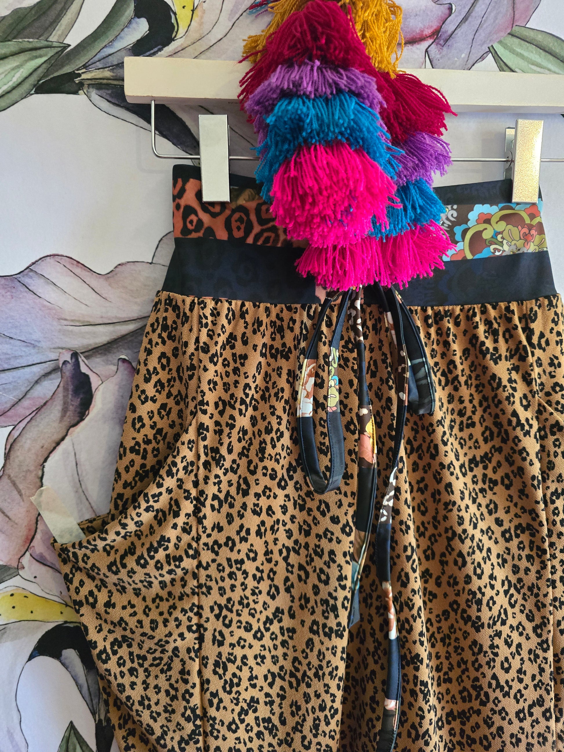The LEOPARD BEACH BROEK M/L