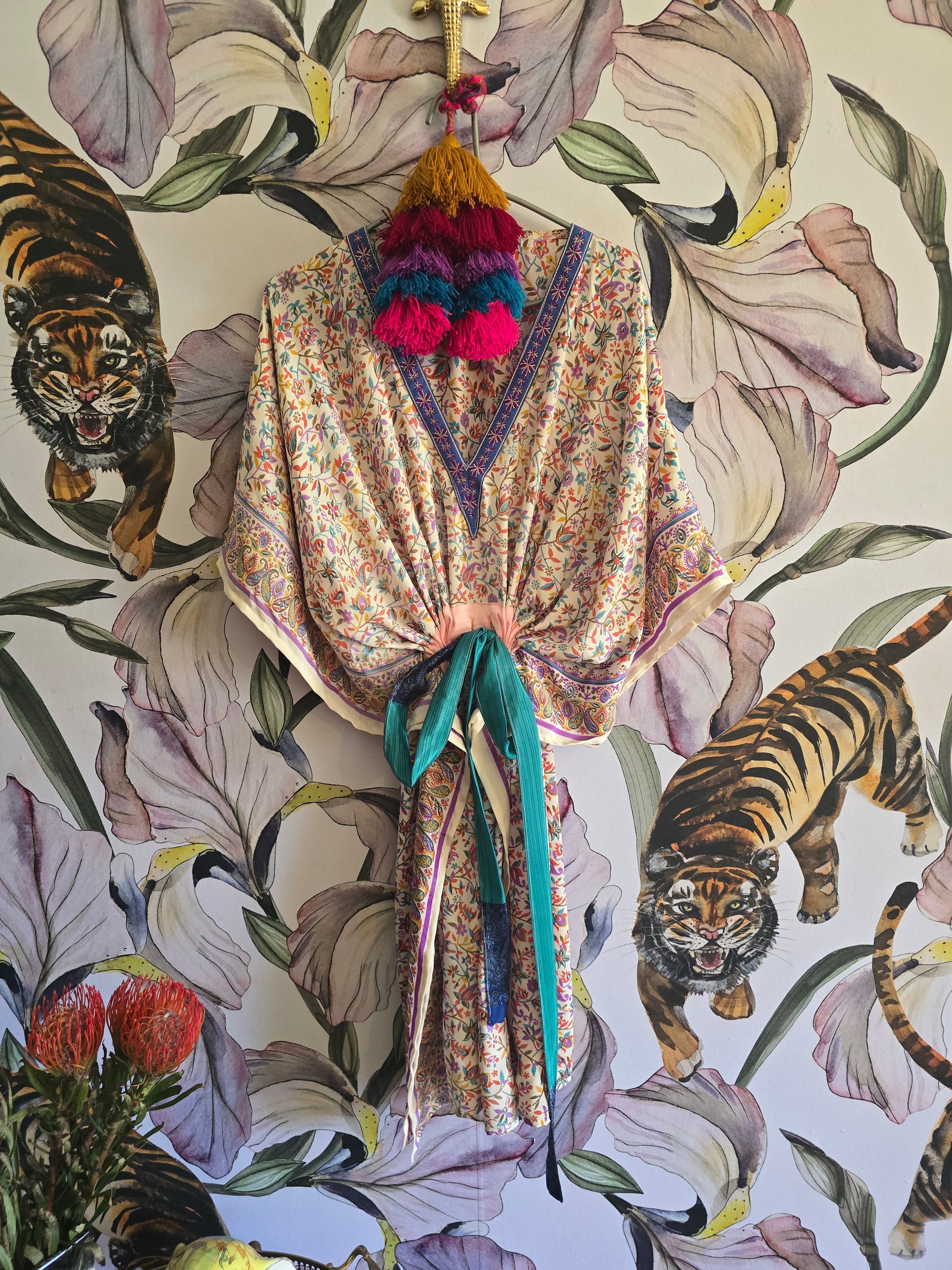 The SHORT KAFTAN
