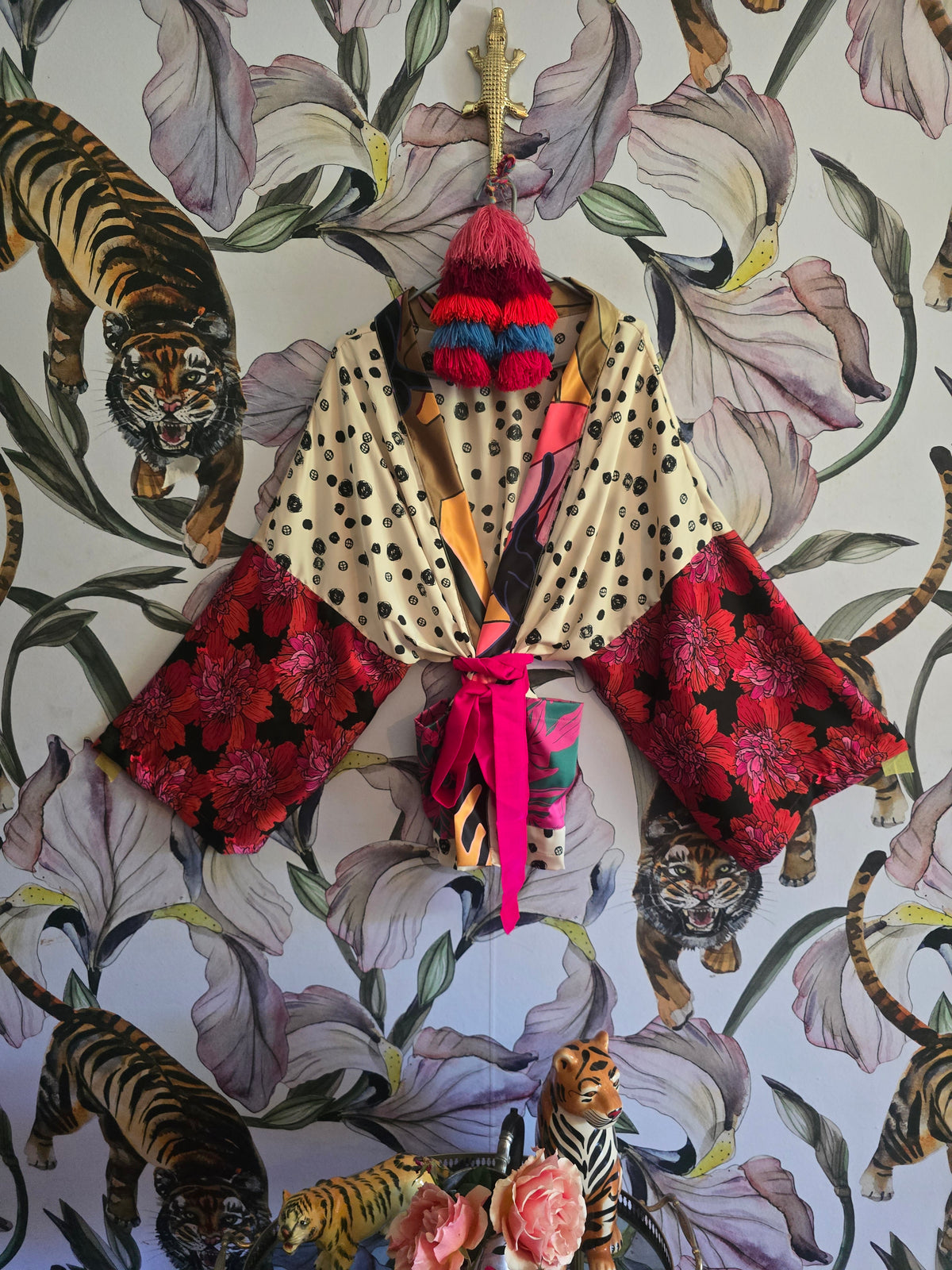 The OH MY, SHES DOTTY CROPPED KIMONO