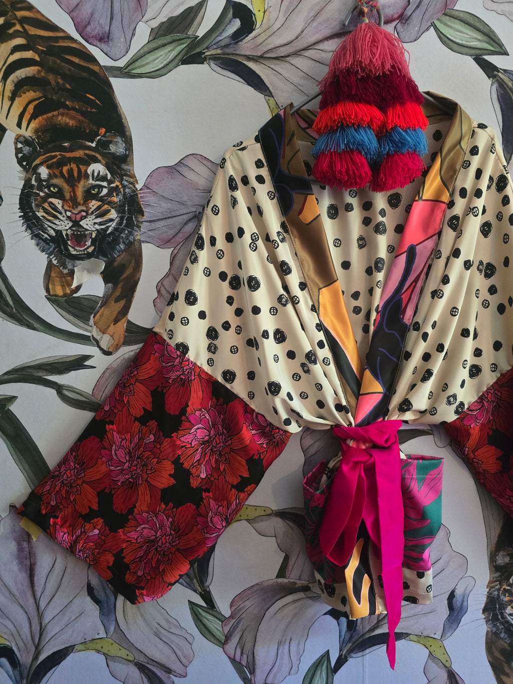 The OH MY, SHES DOTTY CROPPED KIMONO