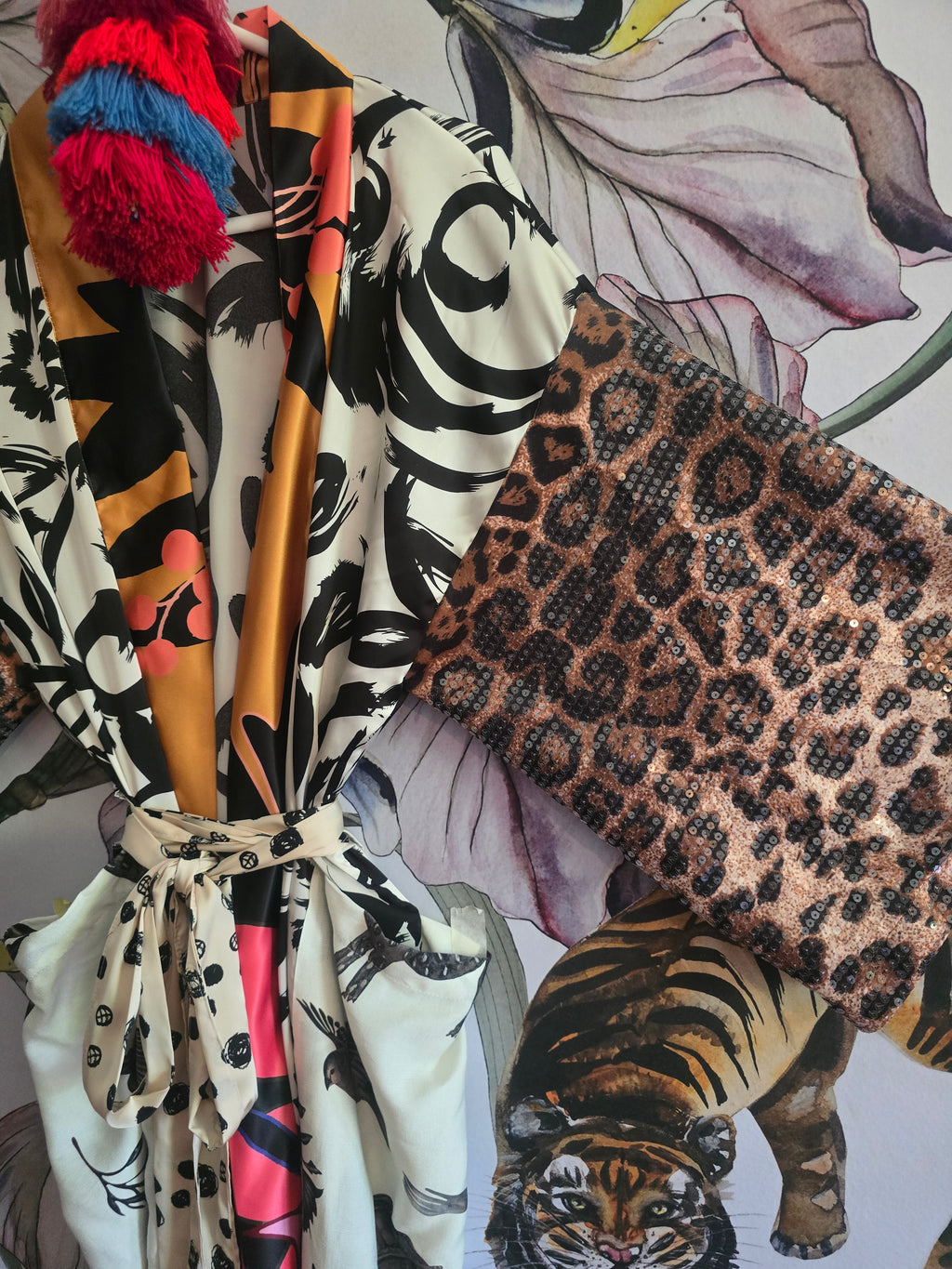 Thr ARTIST LEOPARD SEQUINS KIMONO