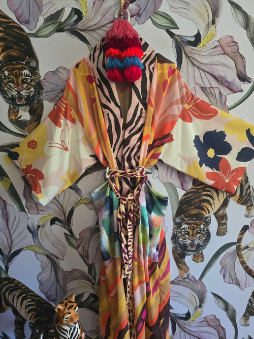 The SWIRL & DAISY TIGER KIMONO