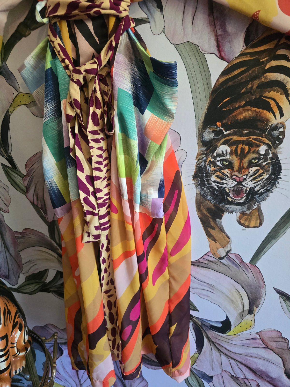The SWIRL & DAISY TIGER KIMONO