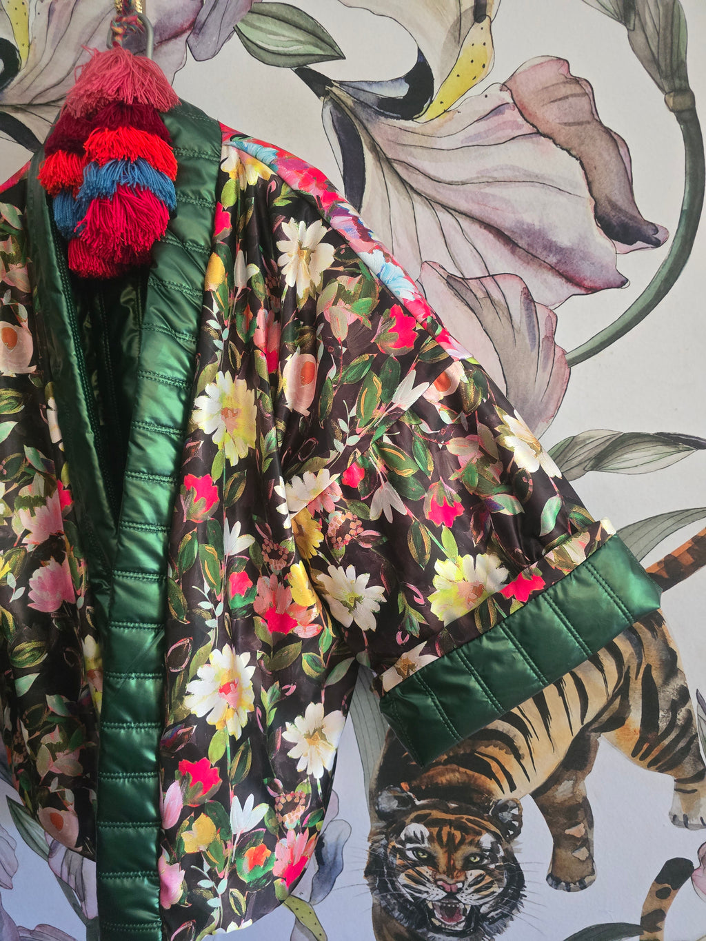 The COOL MOM PUFFER , FULLY REVERSIBLE & WATERPROOF