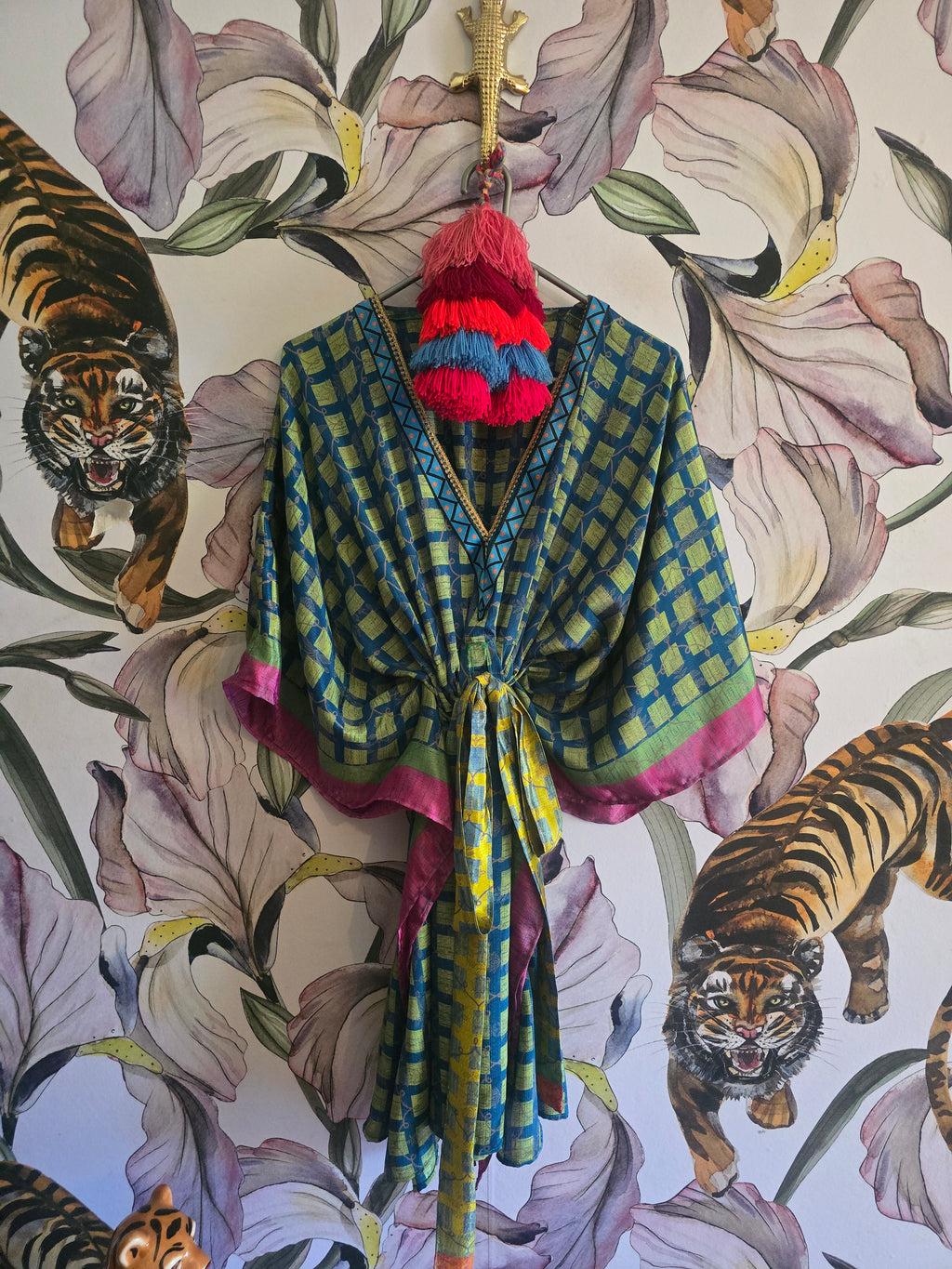 The SHORT KAFTAN