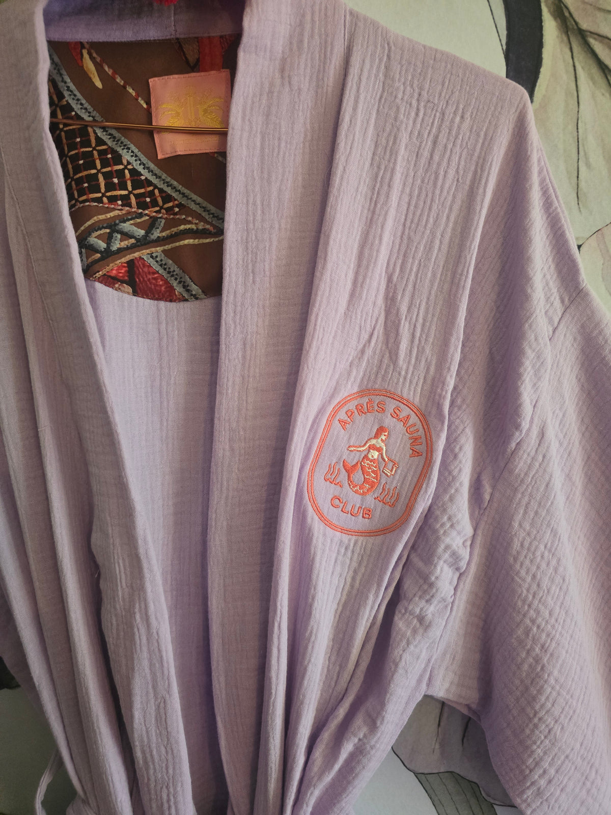 The APRÈS SAUNA GOWN ( PALE LILAC)