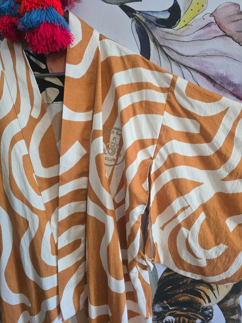 The APRÈS SAUNA JAPANESE KIMONO