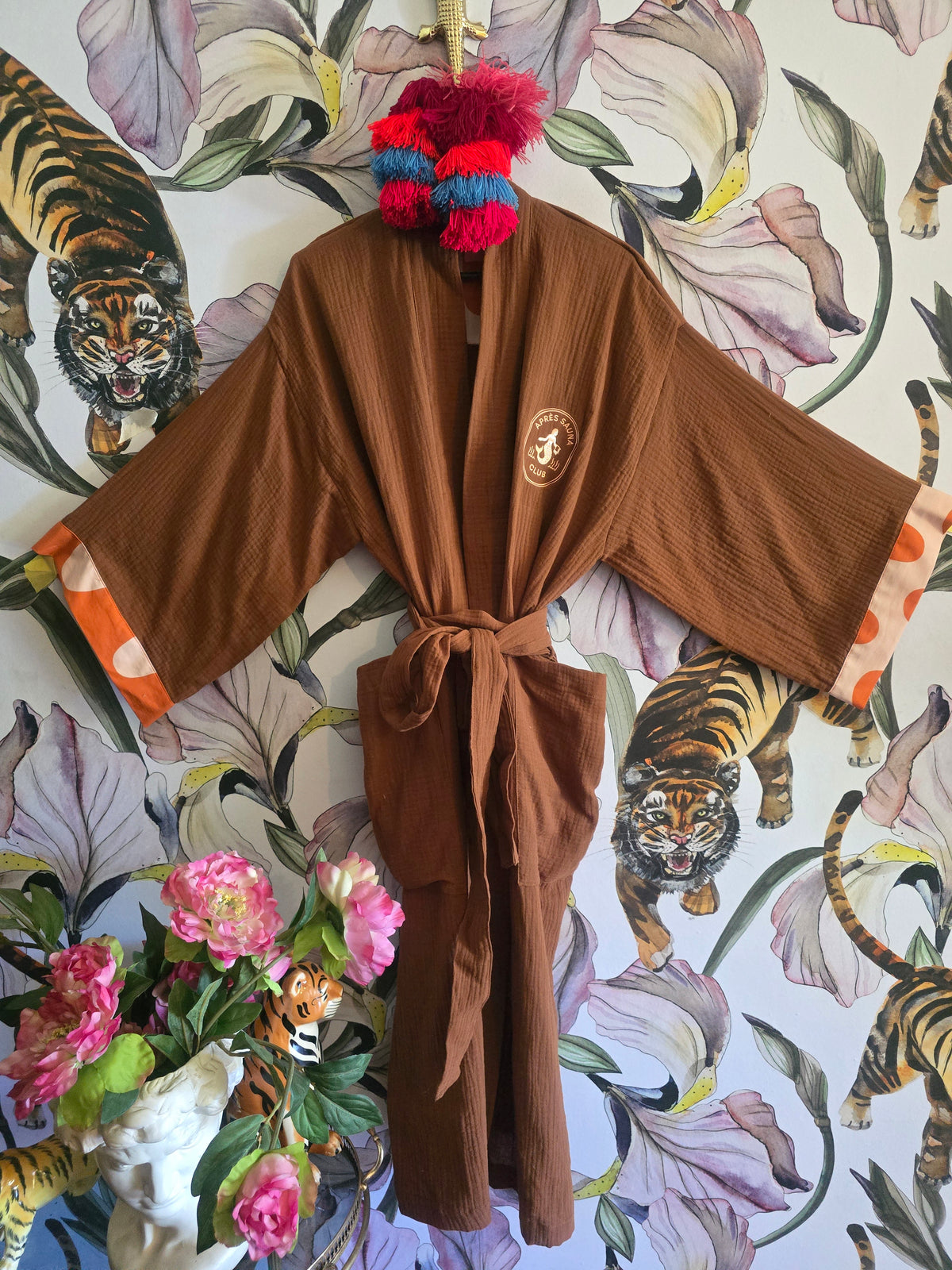 The APRÈS SAUNA MUSLIN KIMONO ( MUD )