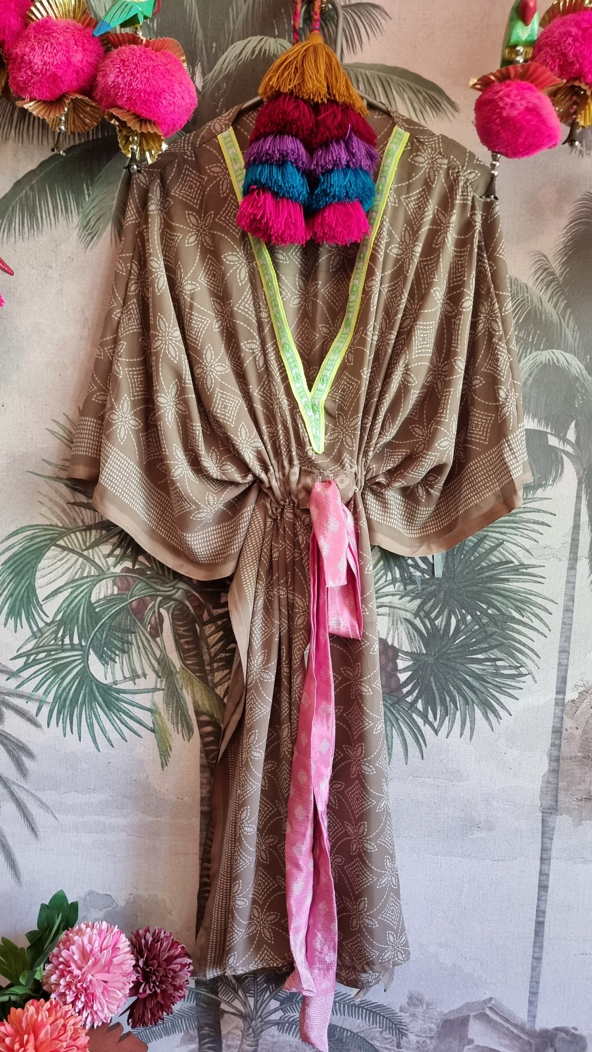 Short kaftan