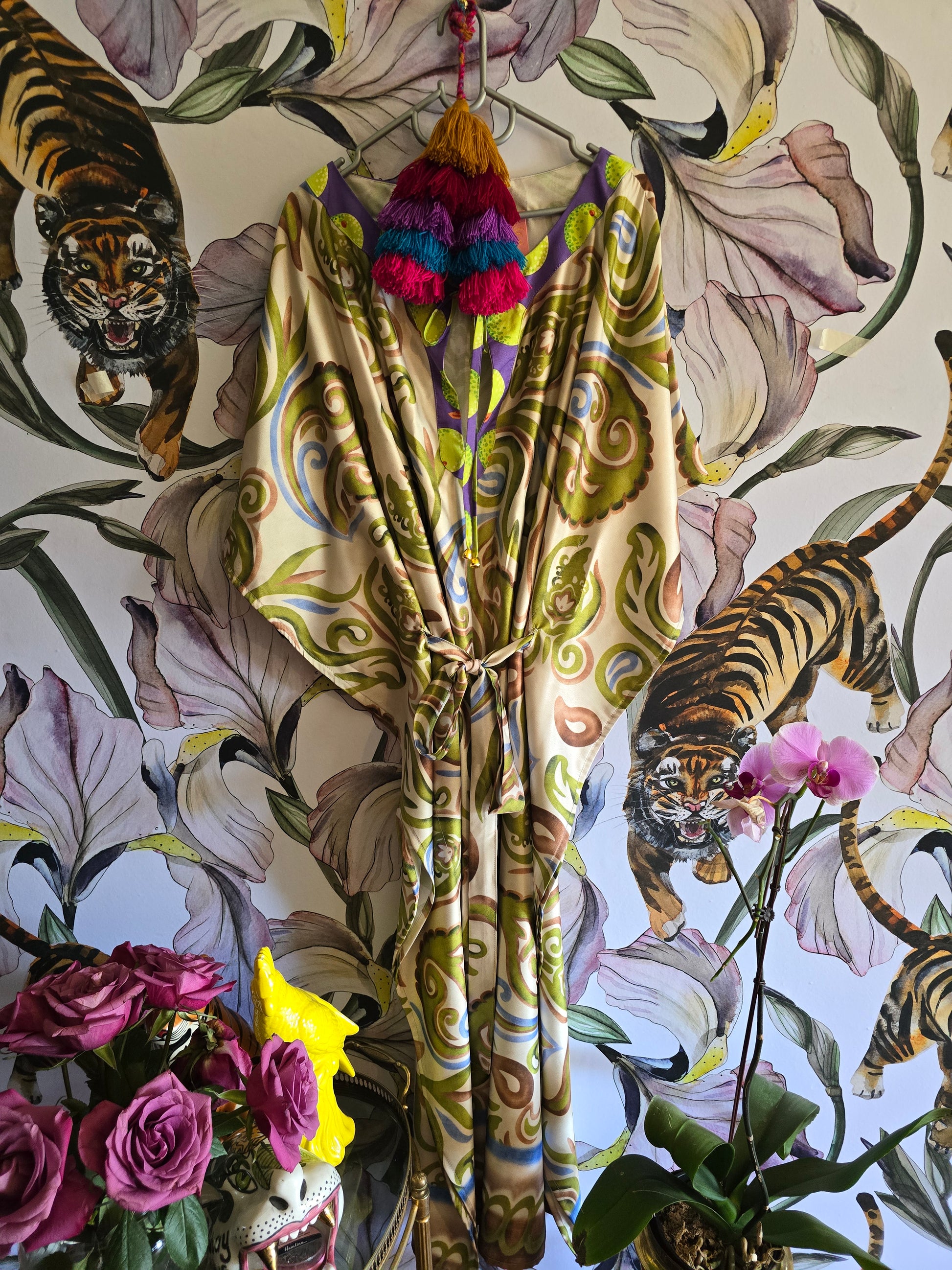 THE TERESA KAFTAN IN LIME