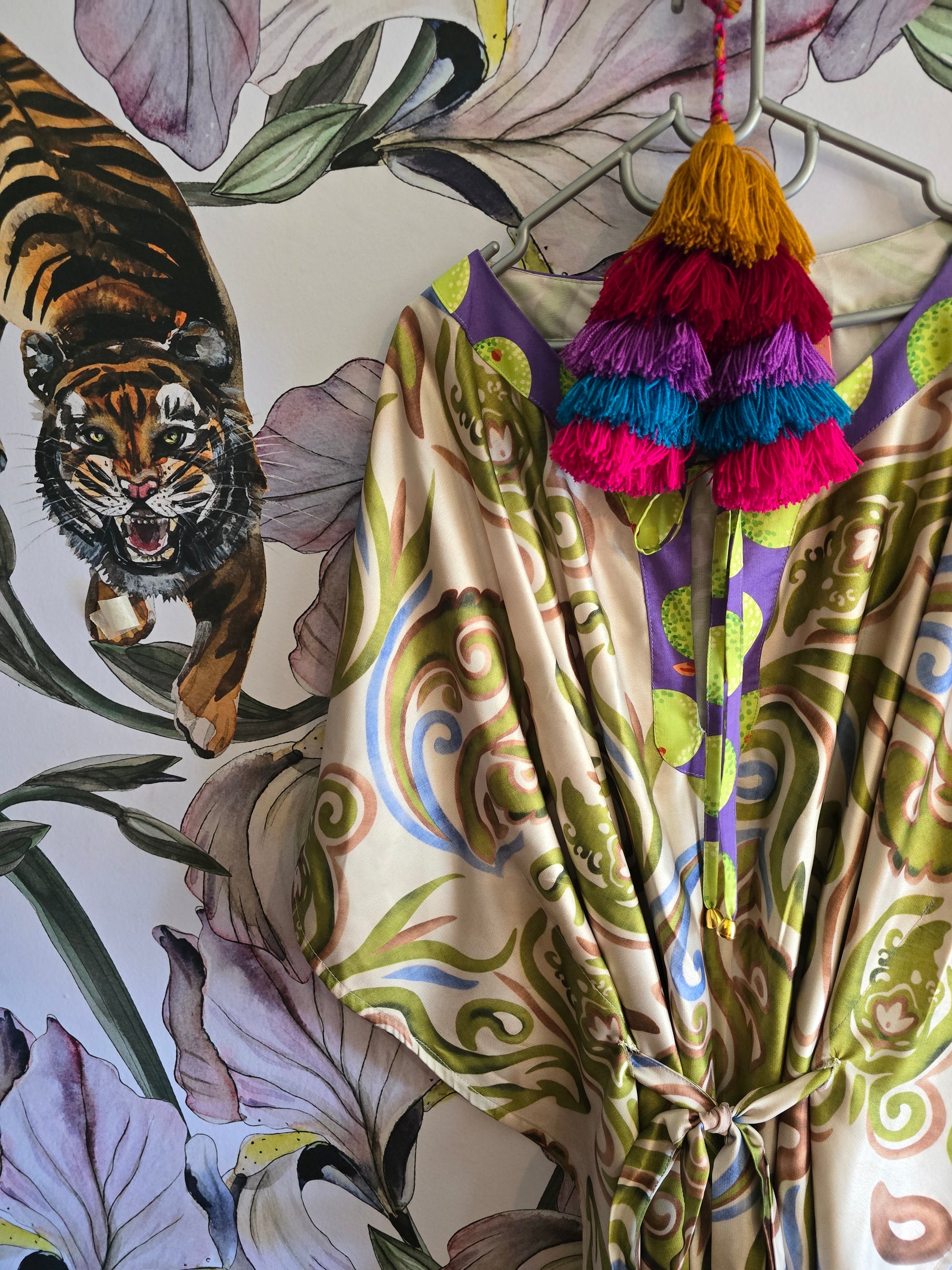 THE TERESA KAFTAN IN LIME