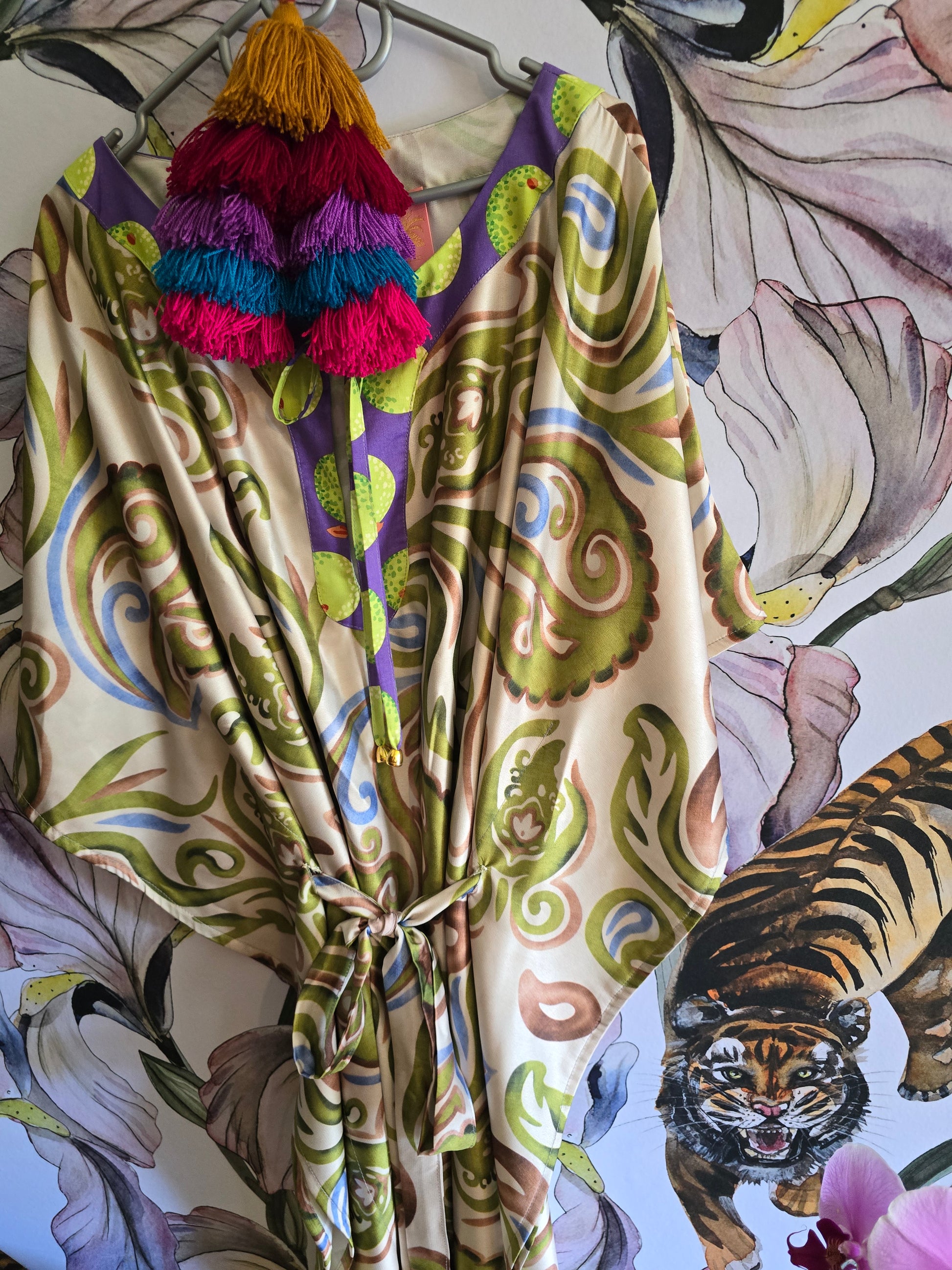 THE TERESA KAFTAN IN LIME