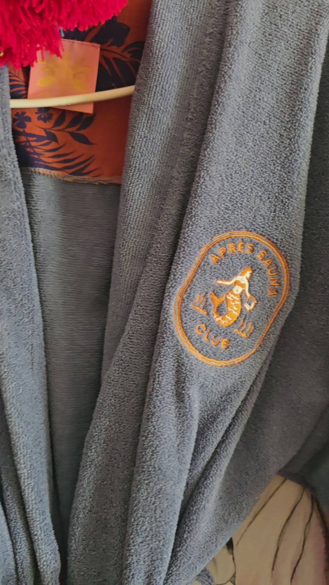 The APRÈS-SAUNA CLUB TOWLING GOWN - DENIM BLUE