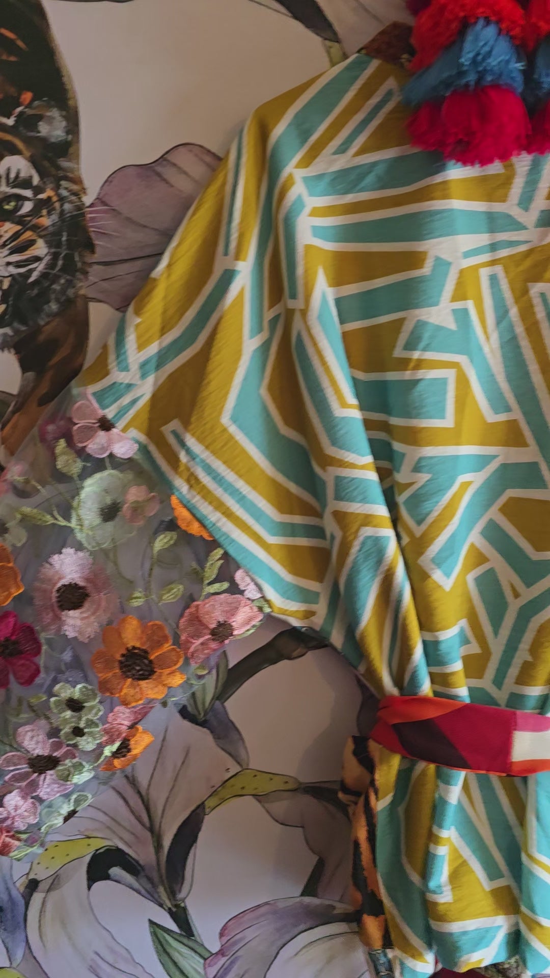 The WHIMSY CROPPED KIMONO