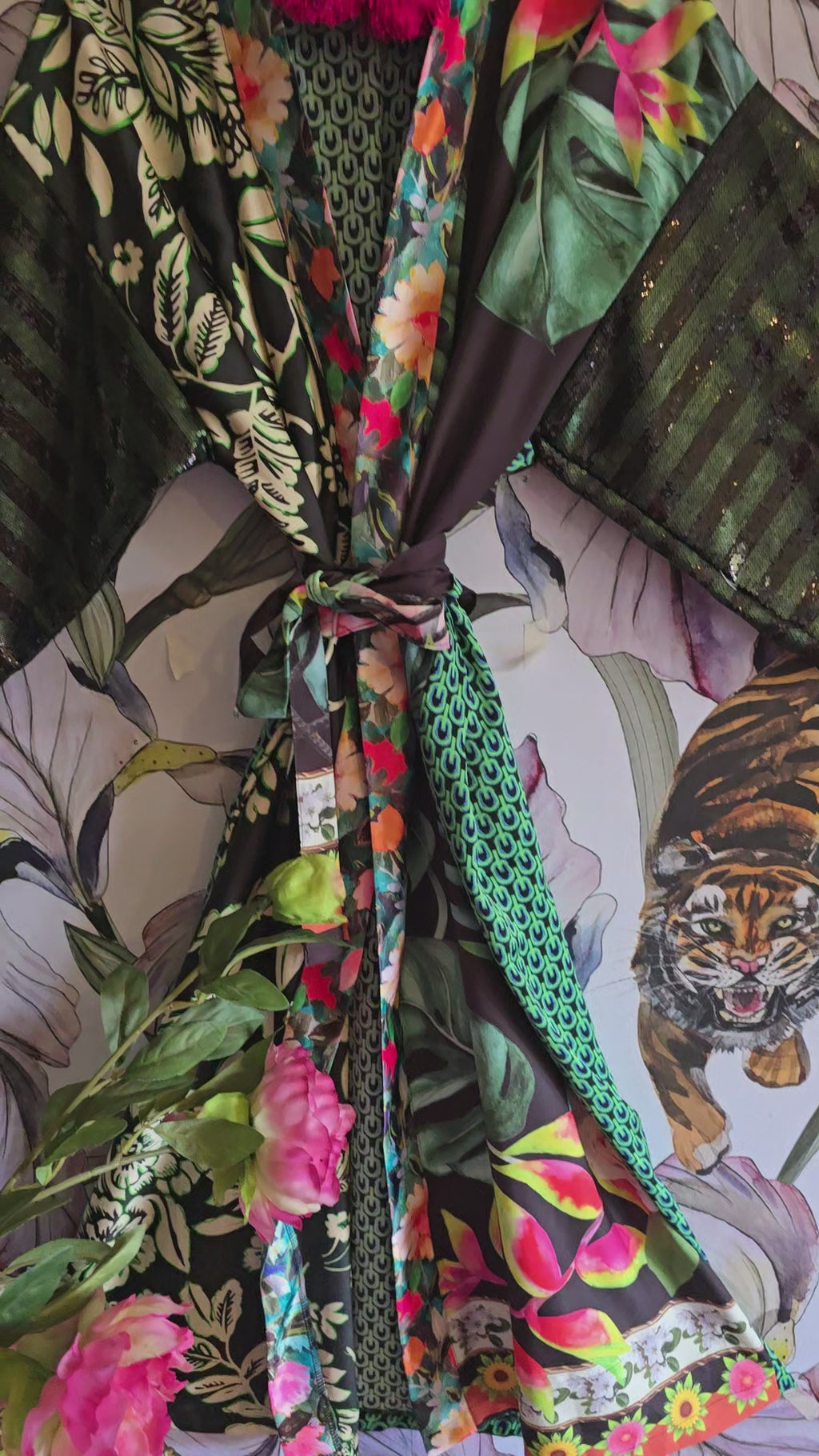 The SPARKLE GIRL MEETS JUNGLE