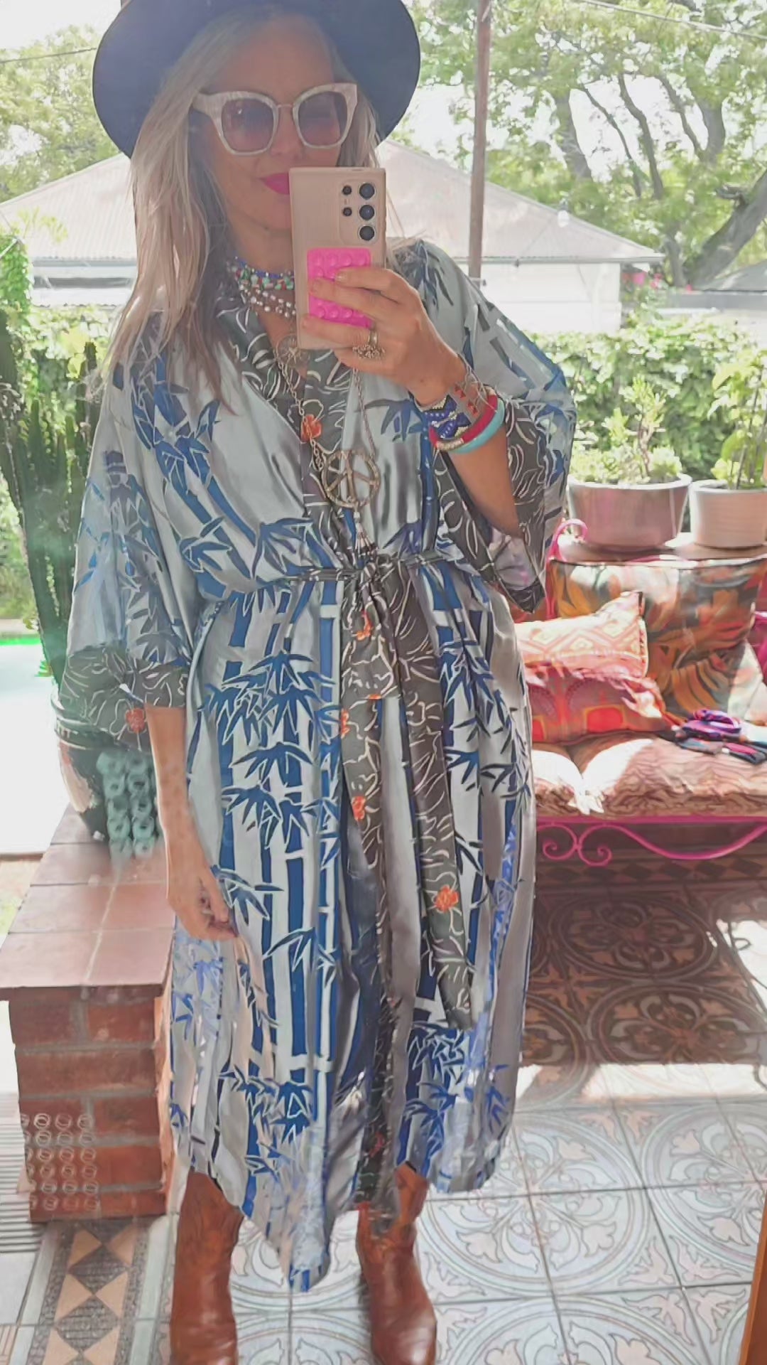 The BAMBOO WHITE LOTUS KIMONO IN SILK