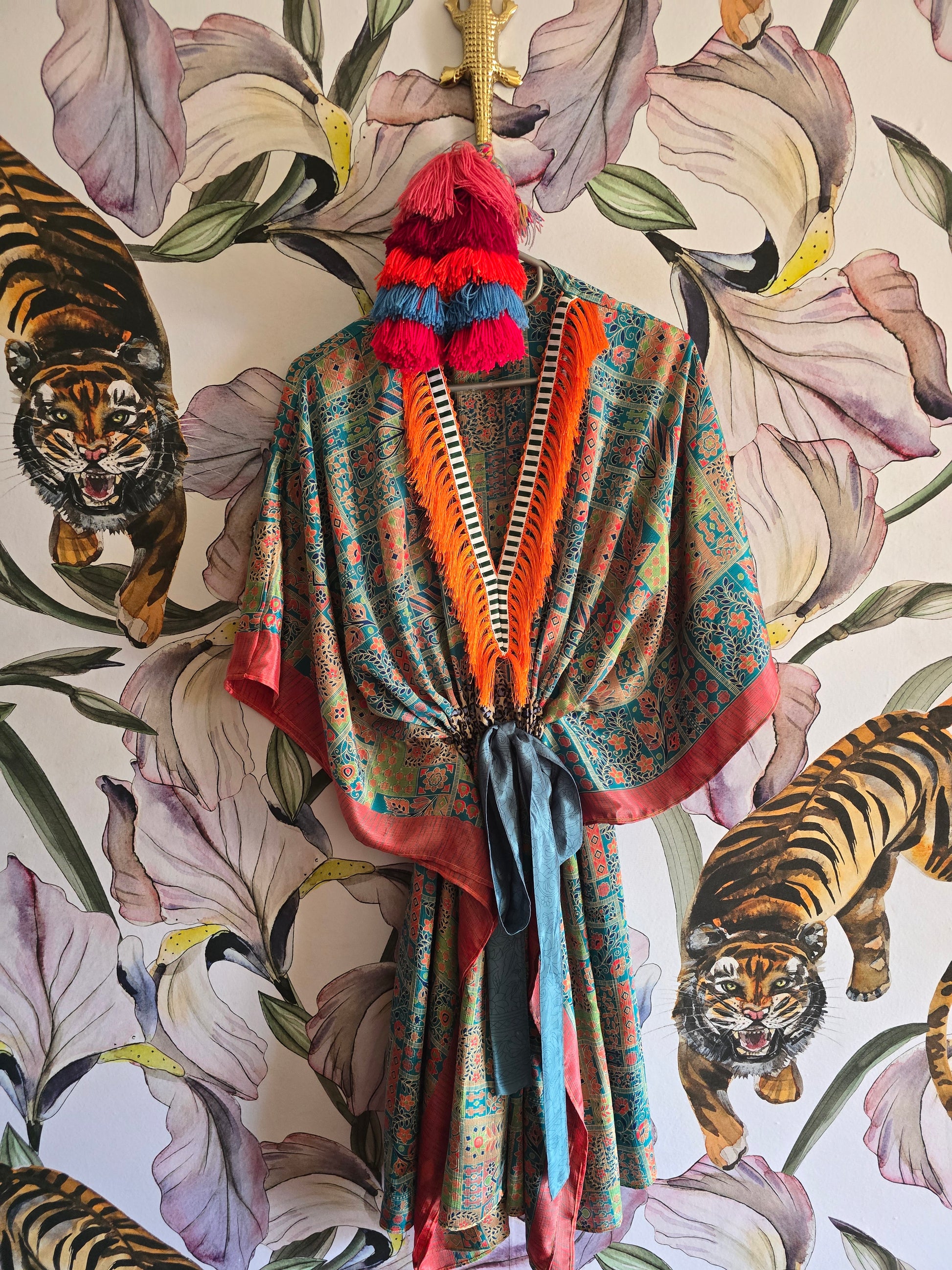 The SHORT KAFTAN