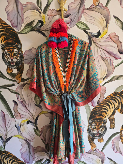 The SHORT KAFTAN