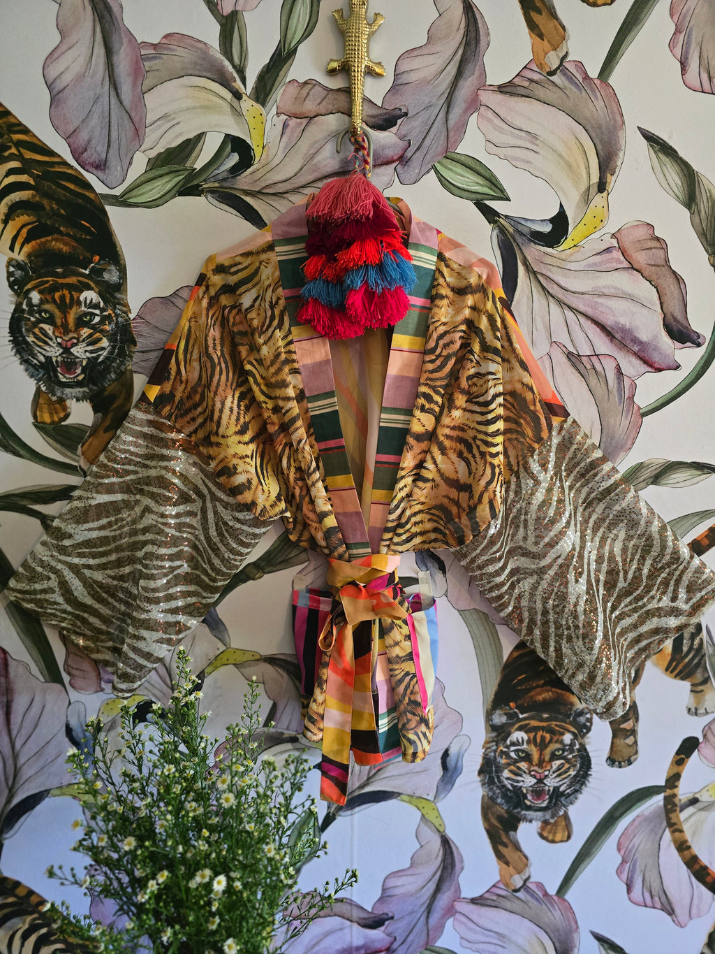 The SAFARI girl cropped kimono