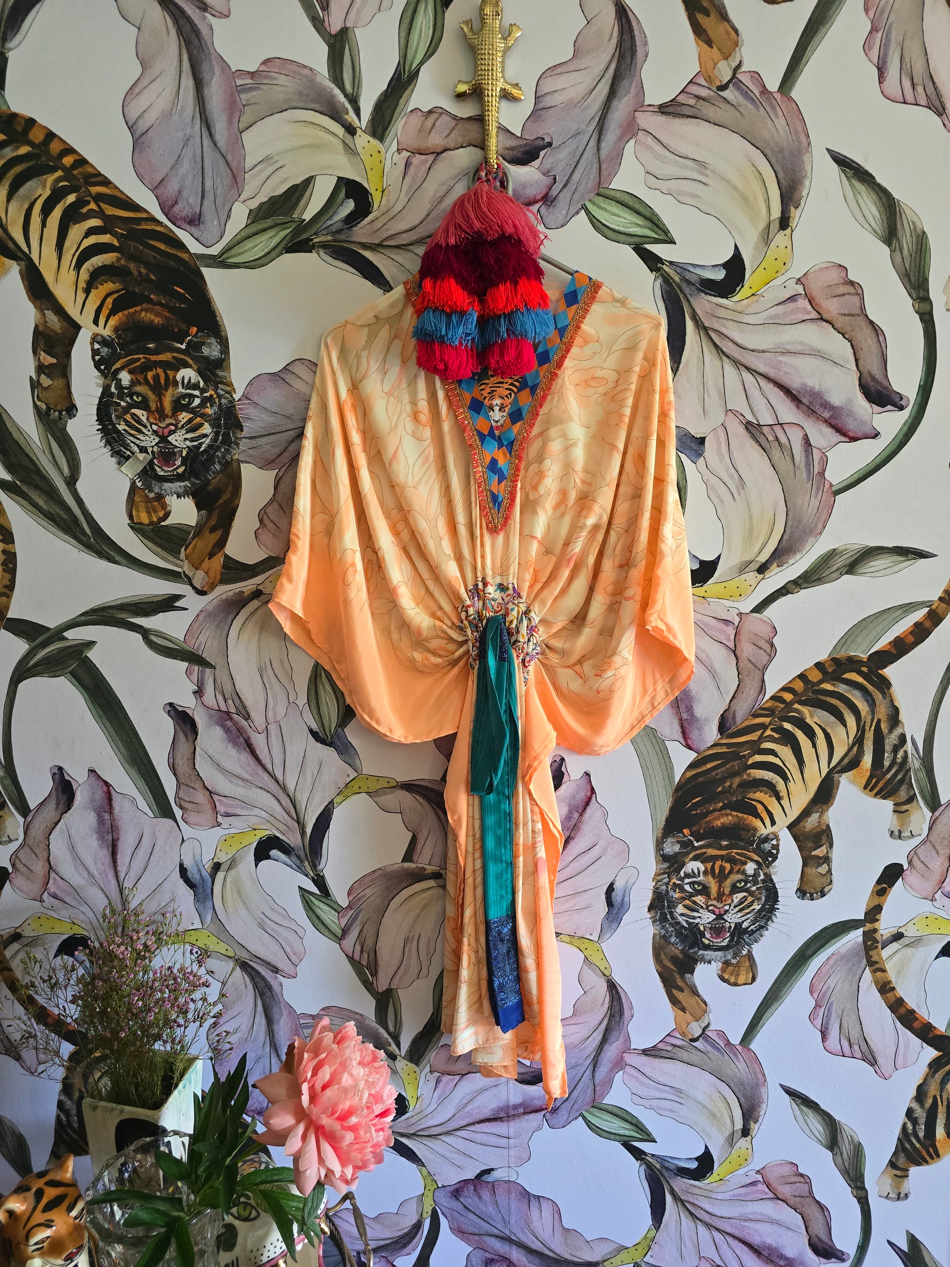 The SHORT KAFTAN