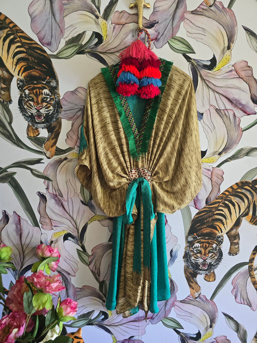 The SHORT KAFTAN