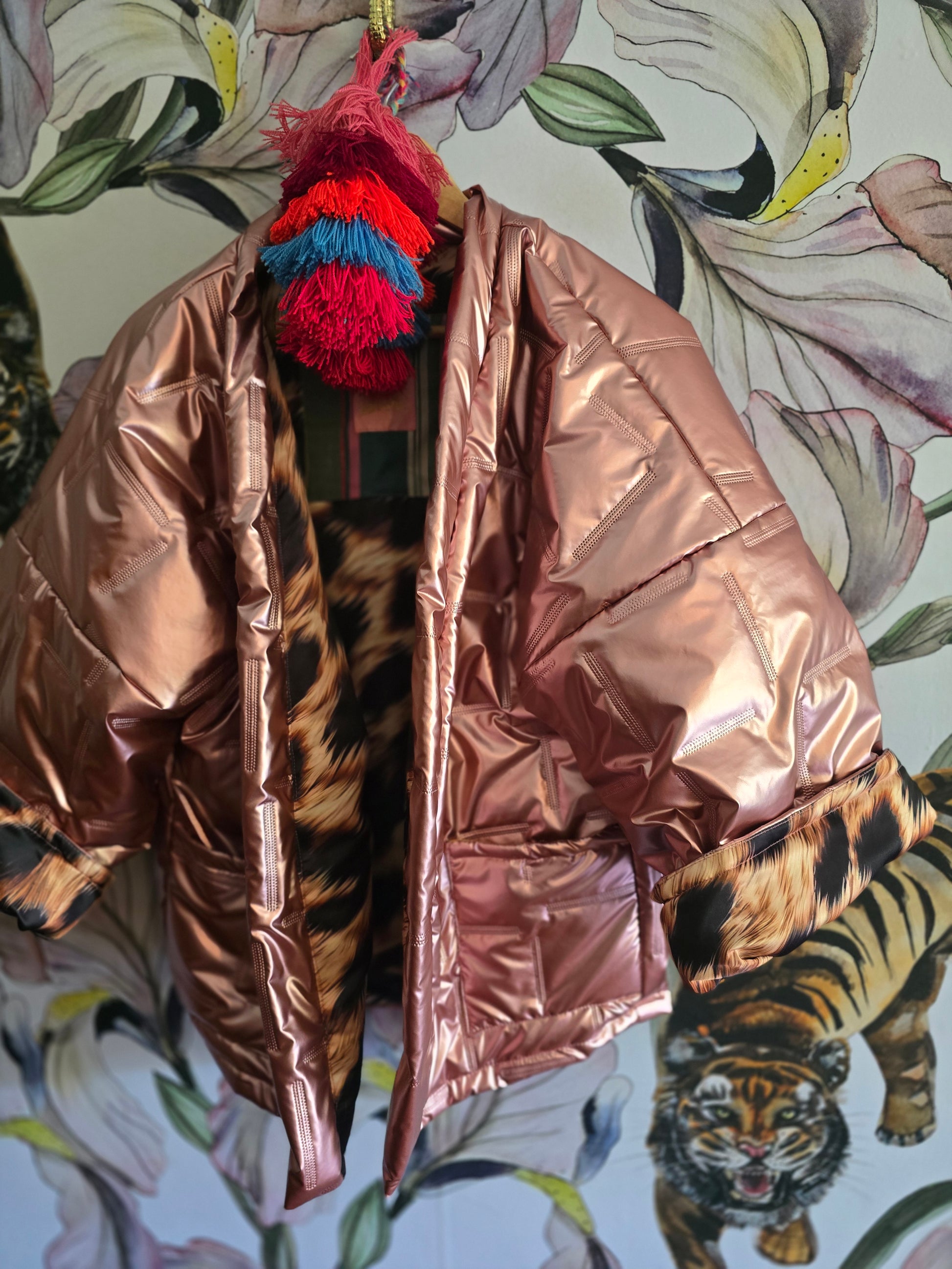 The COOL MOM PINK & LEOPARD REVERSIBLE PUFFER JACKET 🐆 ONLY ONE AVAILABLE