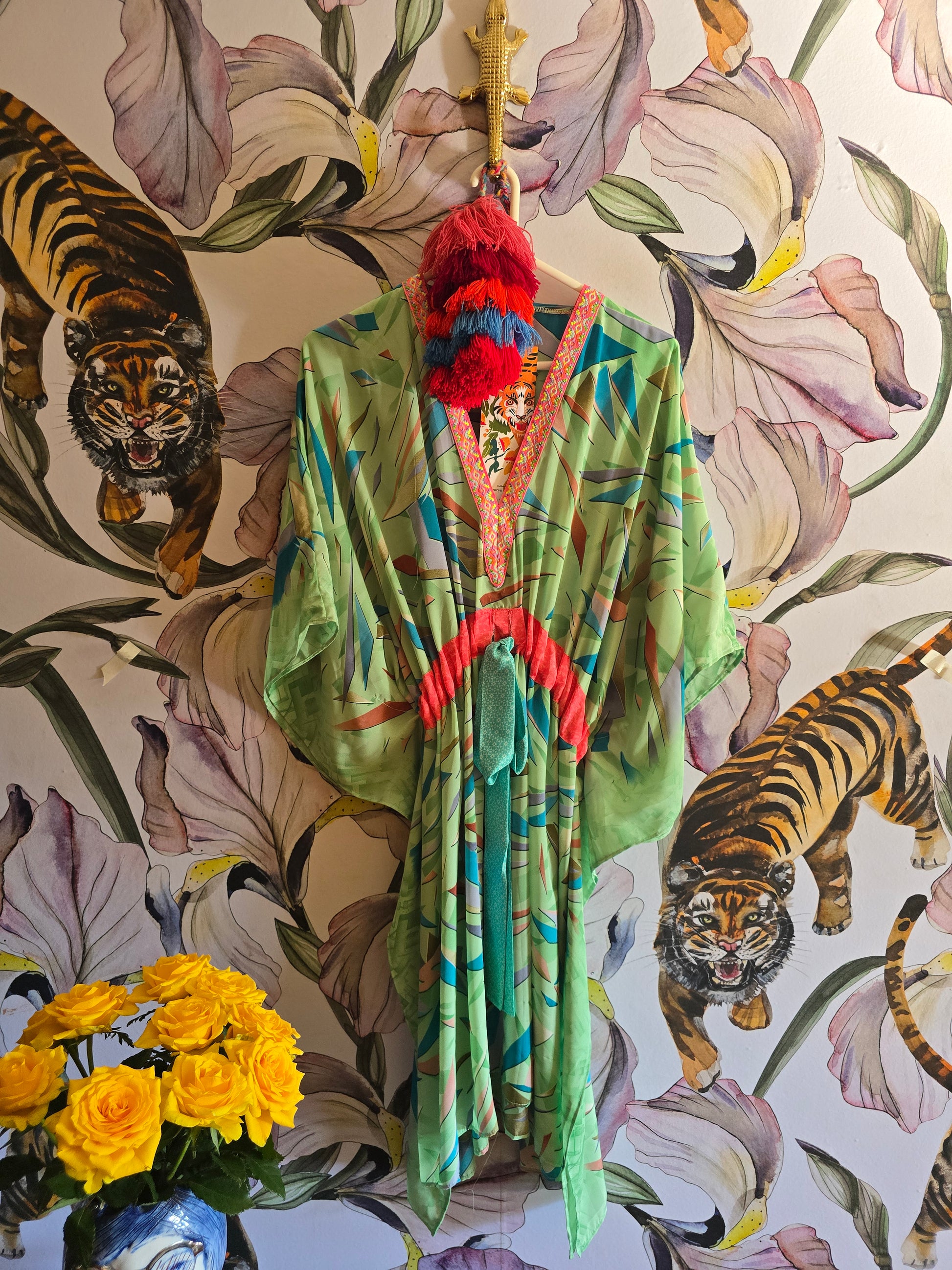 The SHORT KAFTAN