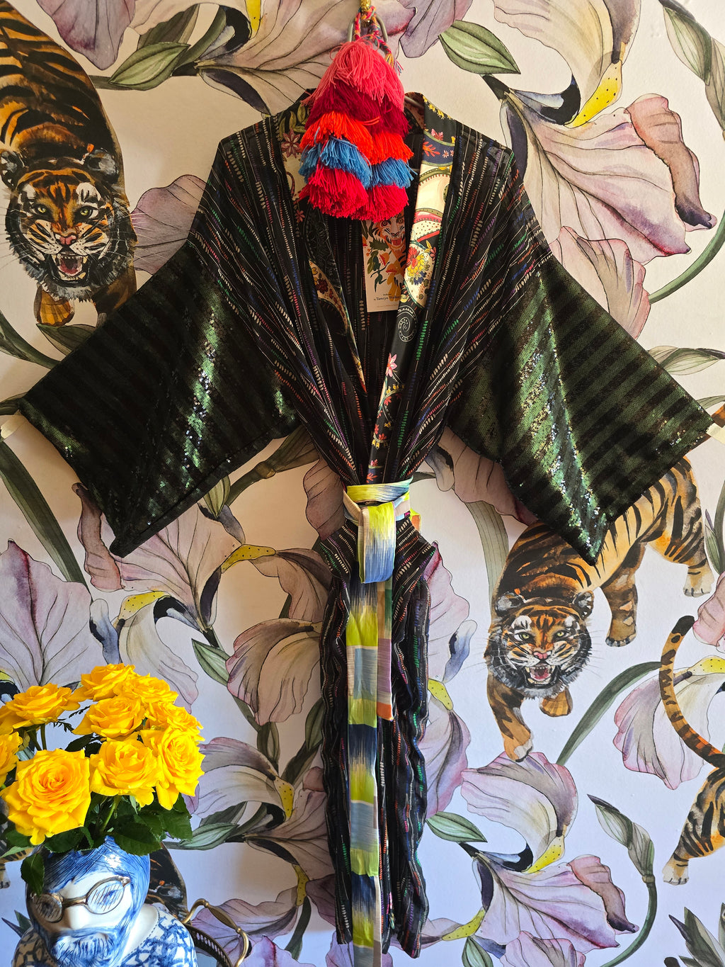The MIDNIGHT MUSE KIMONO