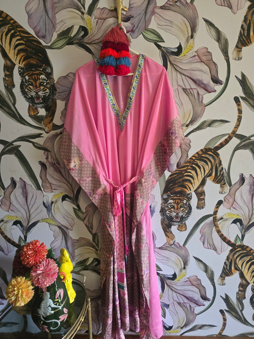 The LONG KAFTAN WITH SEPERATE TIE