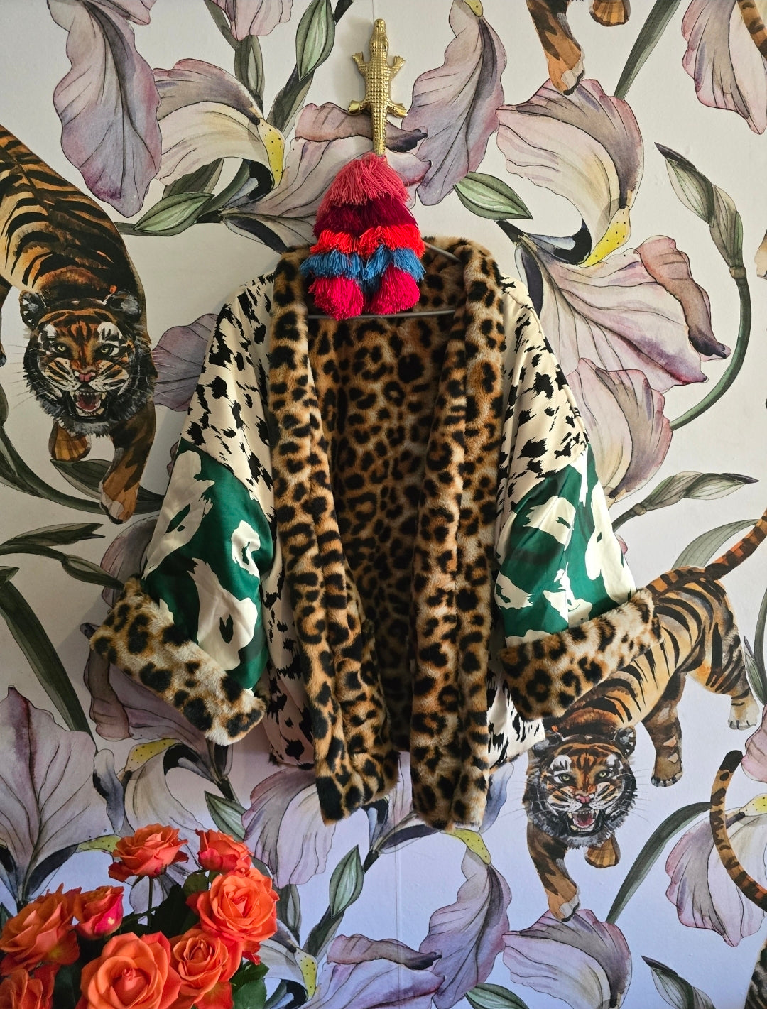 The LEOPARD FAUX FUR REVERSIBLE JACKET
