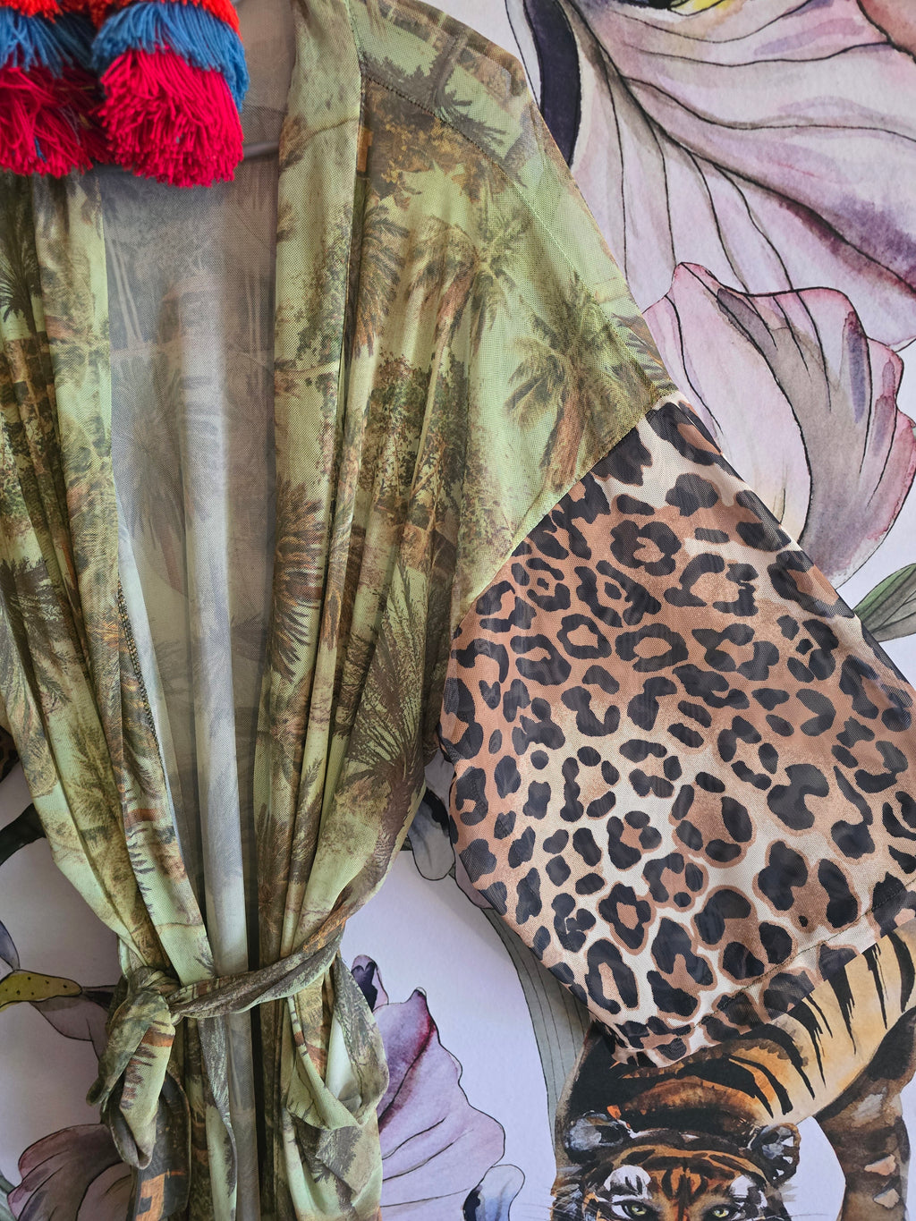 The leopard and mesh palm kimono