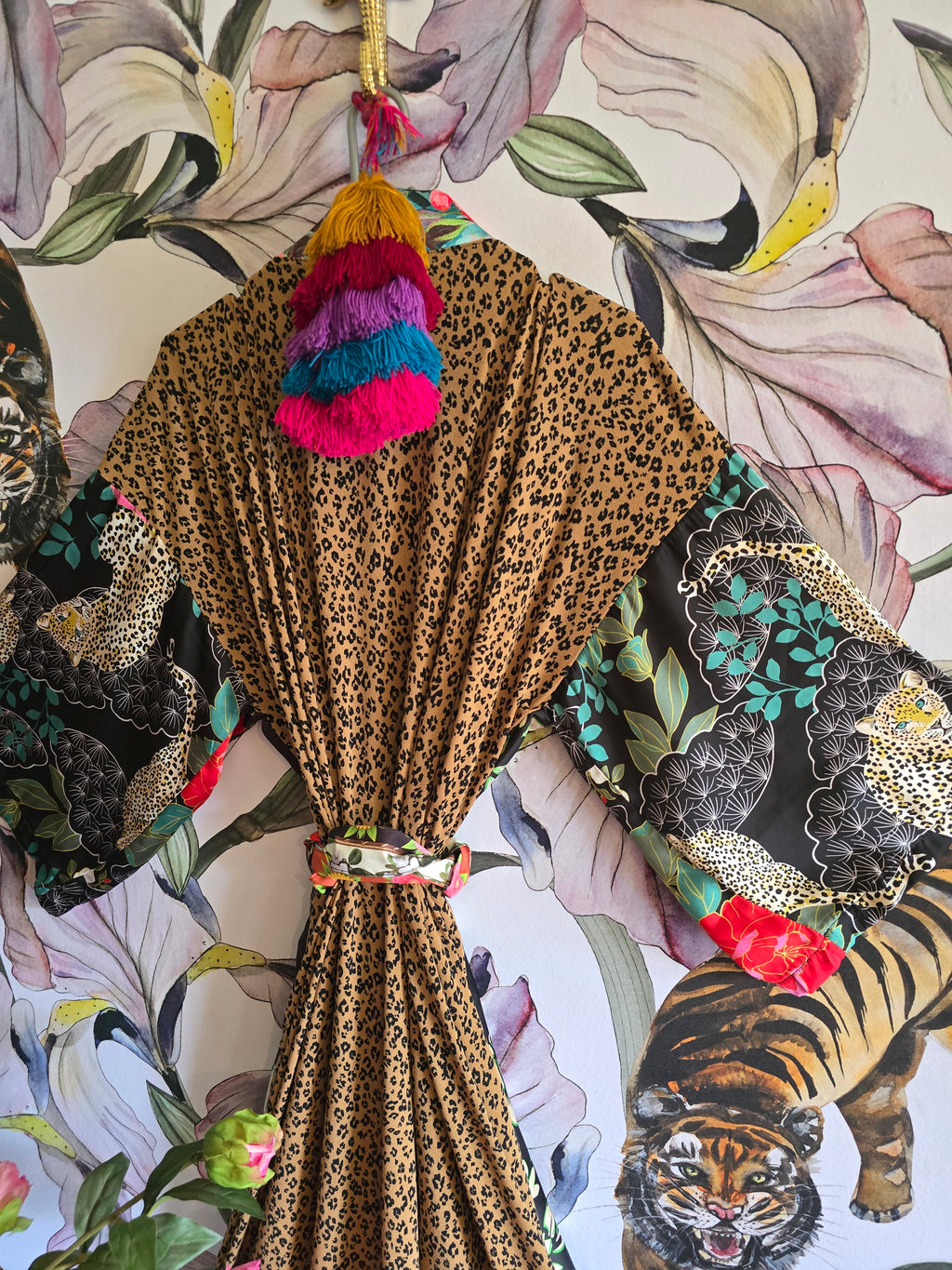 The GIRL MEETS JUNGLE KIMONO-LIMITED EDITION