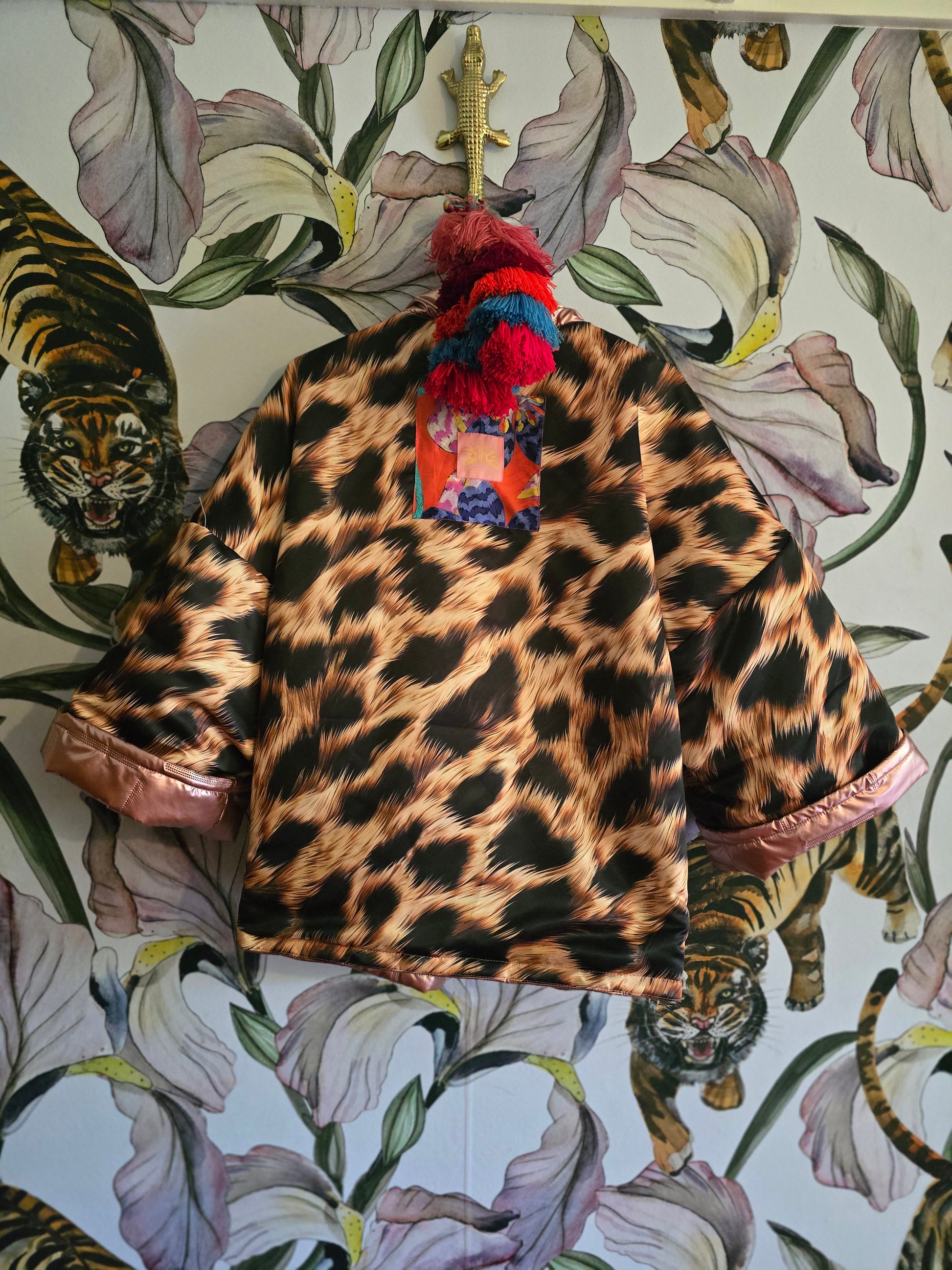 The COOL MOM PINK & LEOPARD REVERSIBLE PUFFER JACKET 🐆 ONLY ONE AVAILABLE