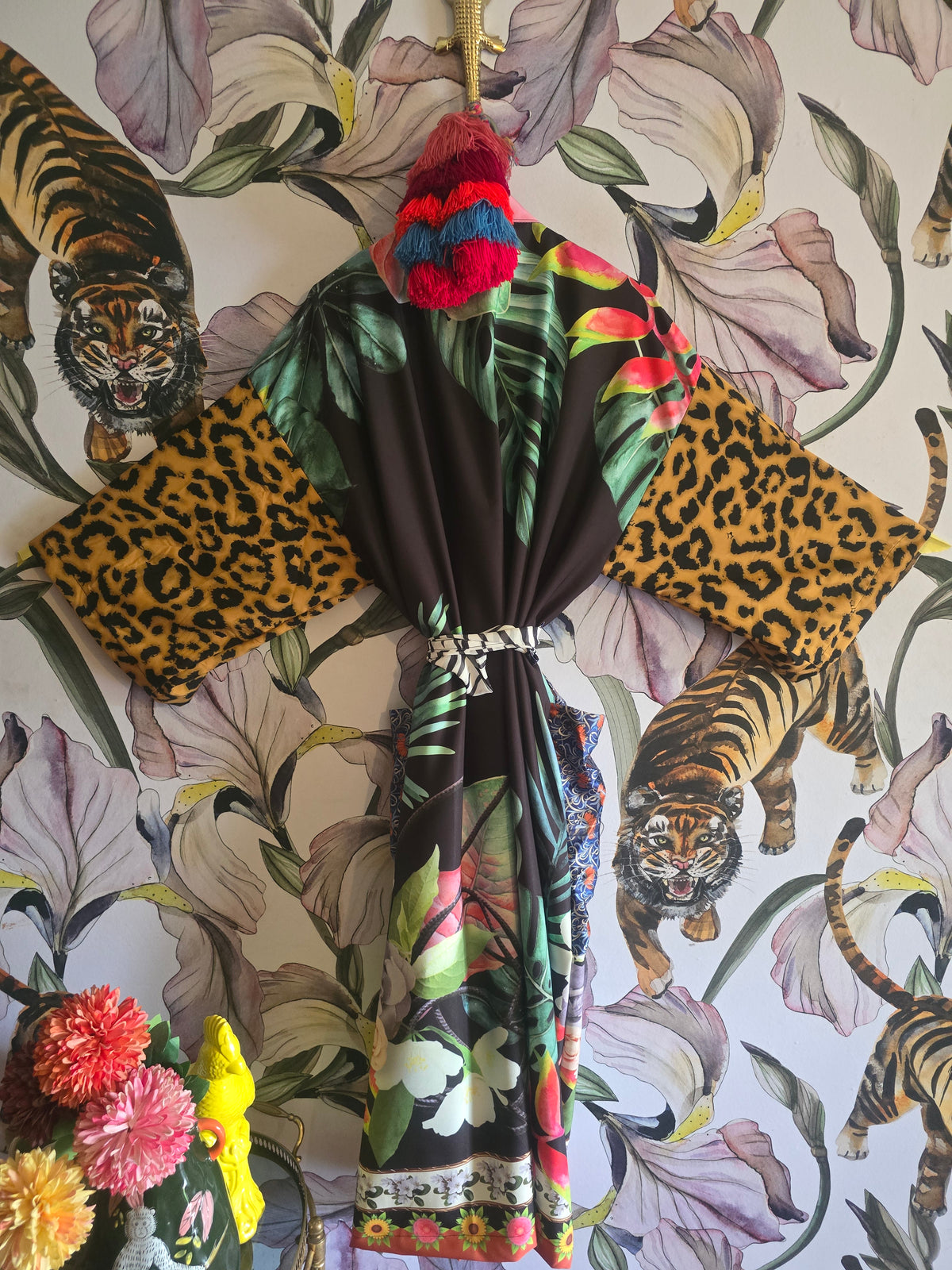 The TROPICAL KIMONO