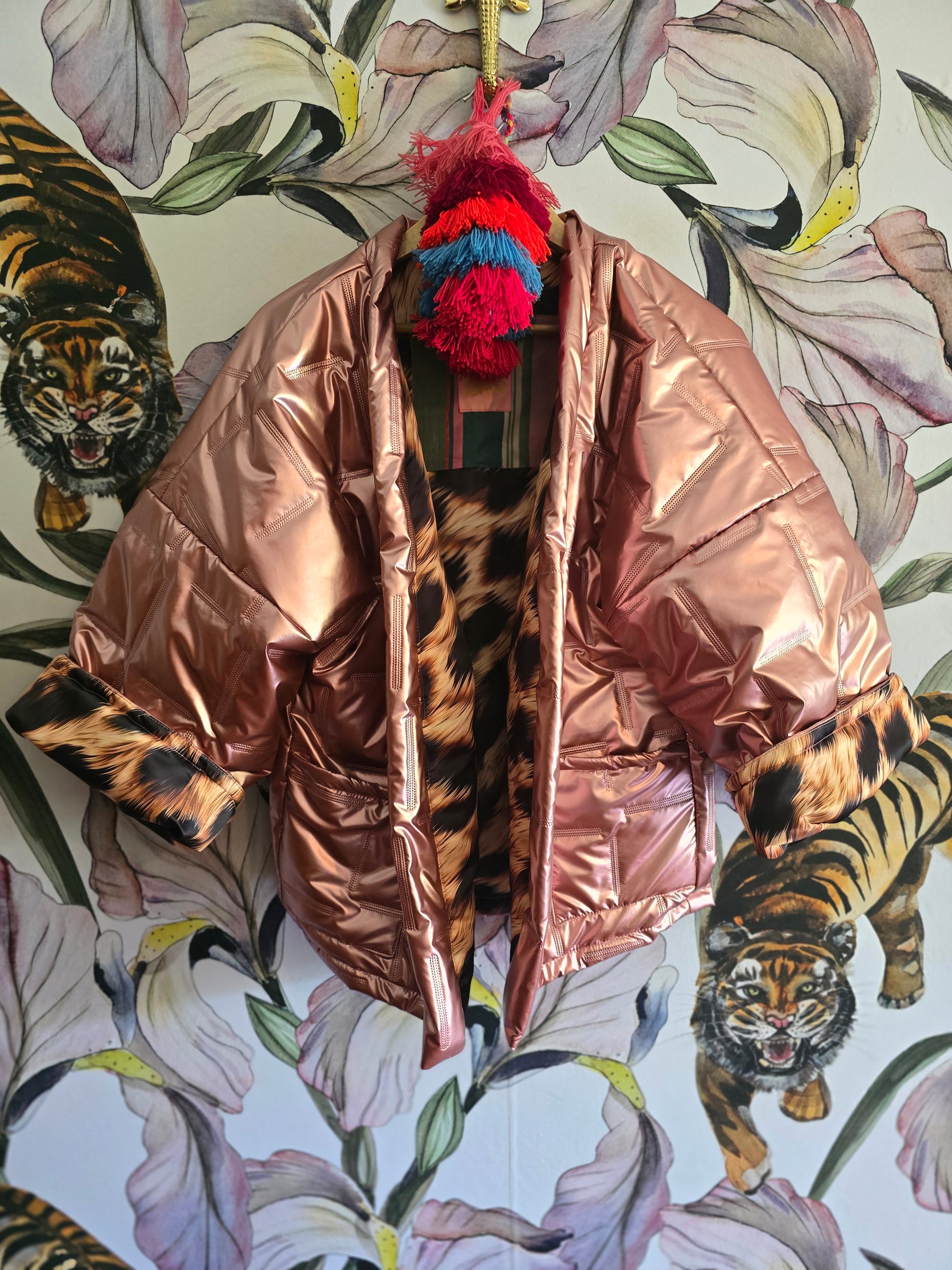 The COOL MOM PINK & LEOPARD REVERSIBLE PUFFER JACKET 🐆 ONLY ONE AVAILABLE