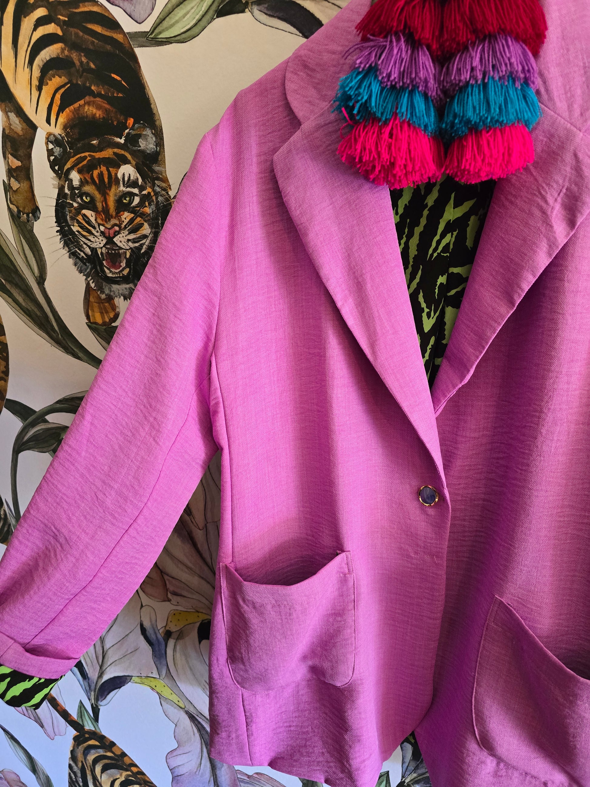 The BOYFRIEND BLAZER ( the ultimate fashion accessory without the baggage)