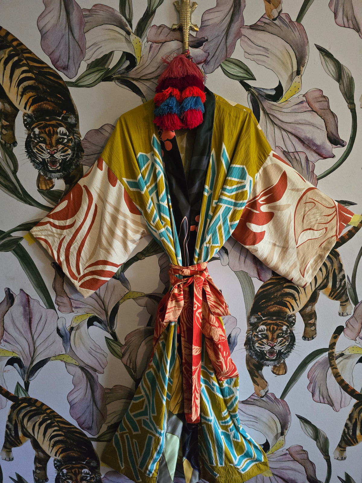 The DELICIOUS MONSTER KIMONO CHARTREUSE