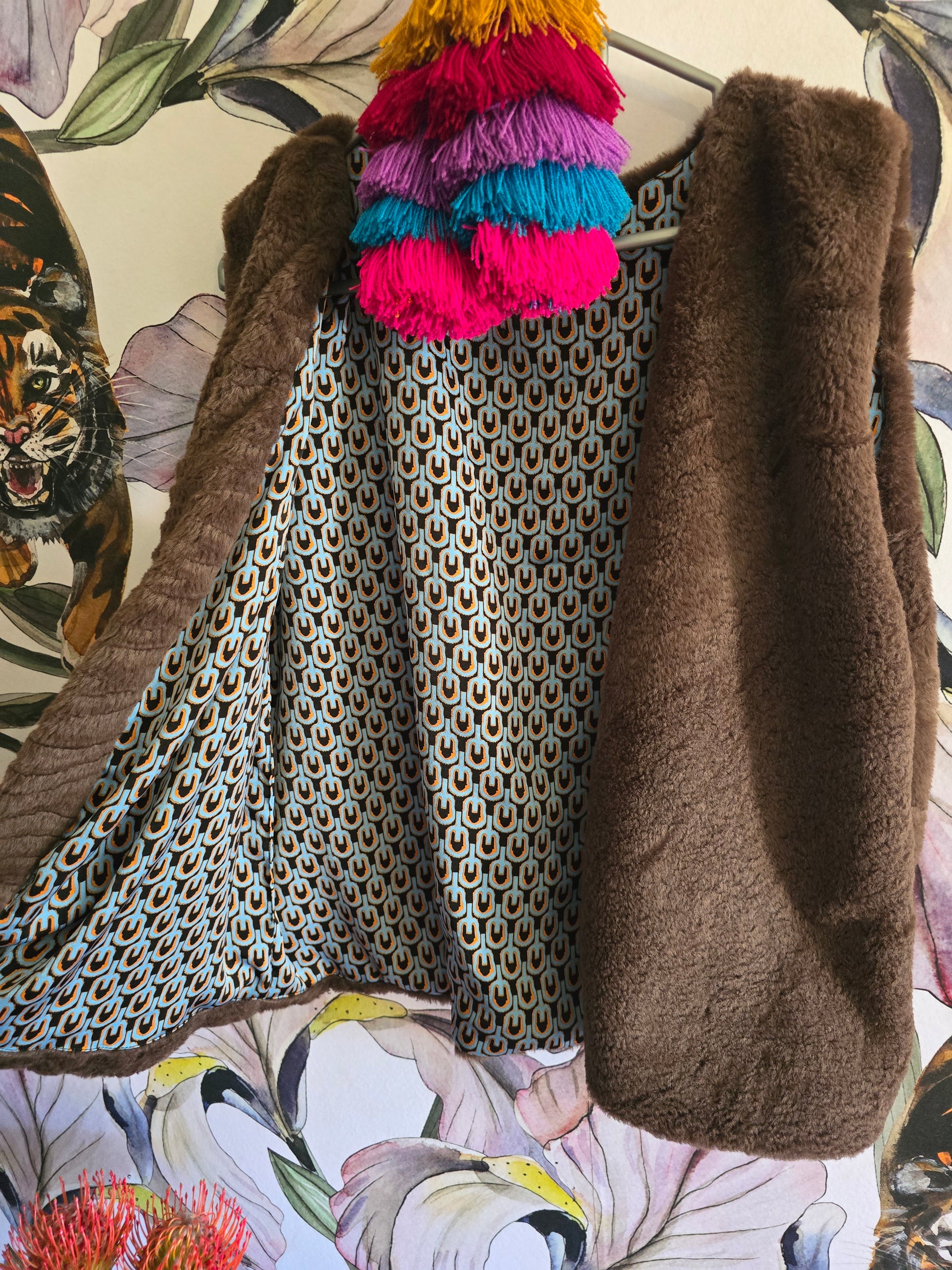 The DEBBIE SAFARI GILLET