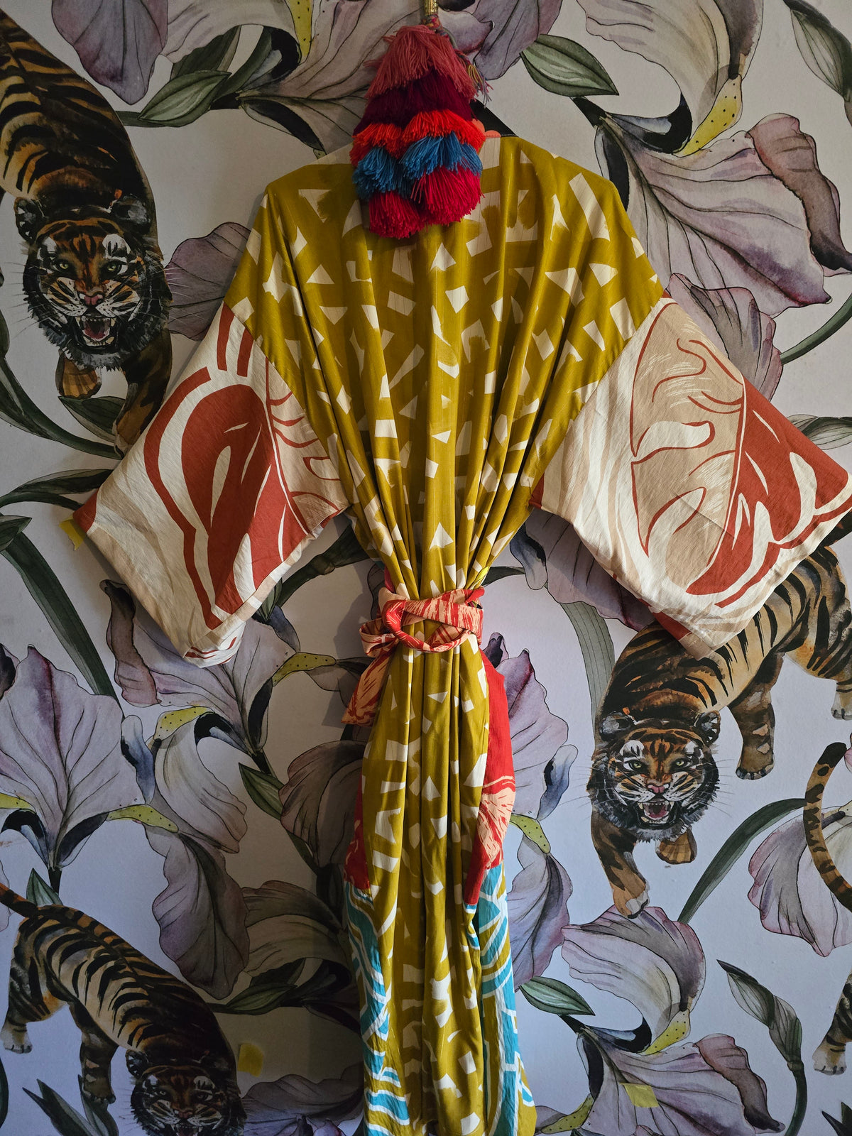 The DELICIOUS MONSTER KIMONO CHARTREUSE