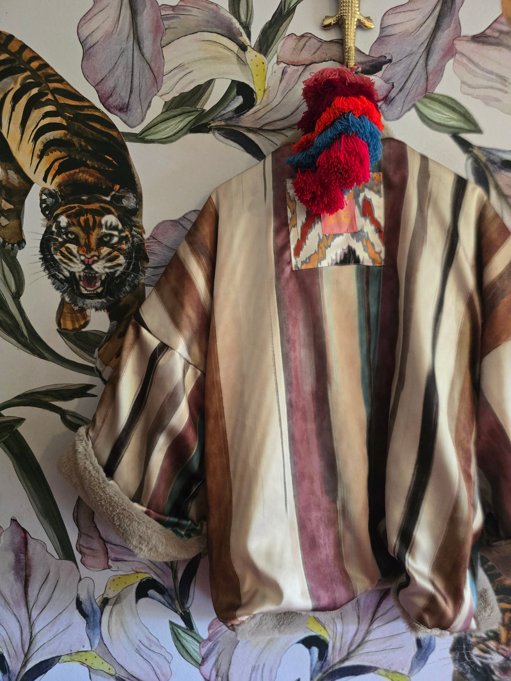 The STRIPE TAUPE REVERSIBLE BOMBER