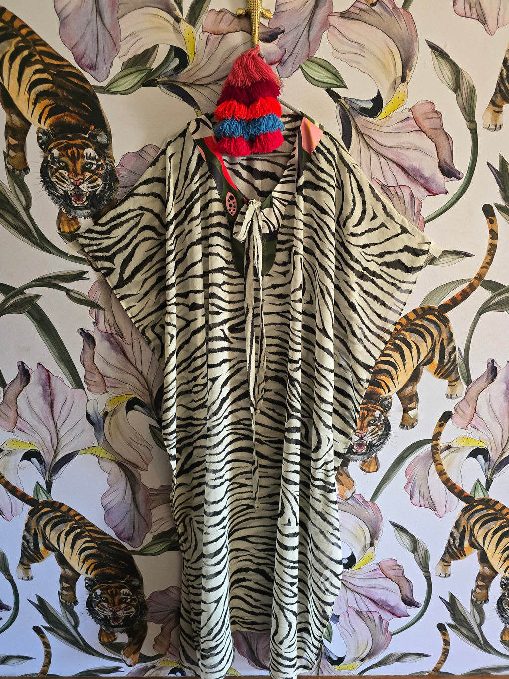 The ZEBRA BLACK & WHITE CHIFFON KAFTAN WITH TIE DETAIL