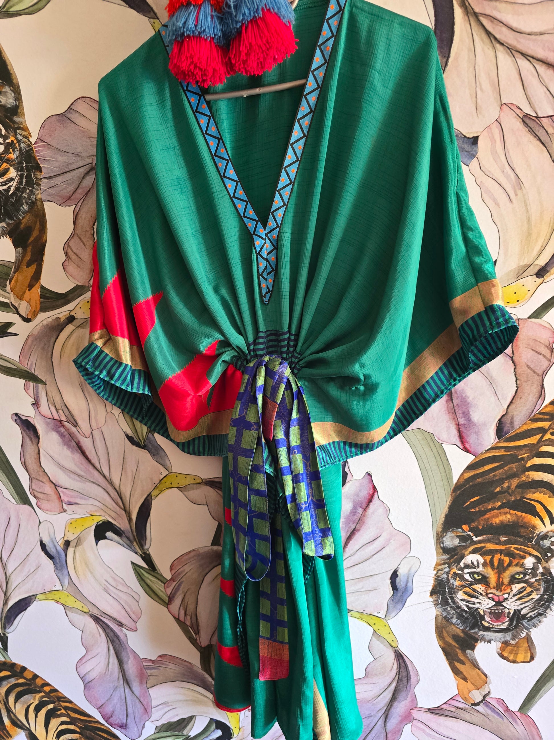The SHORT KAFTAN