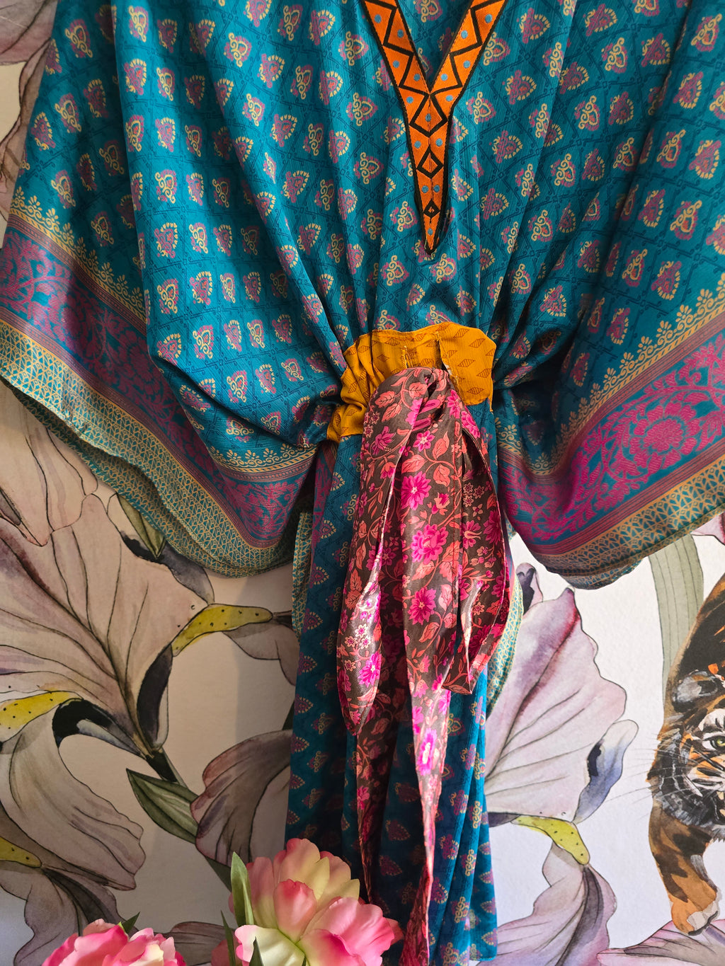 The SHORT KAFTAN