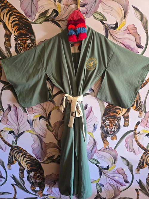 The APRÈ SAUNA 100% COTTON JAPANESE KIMONO WATER LILLY GREEN