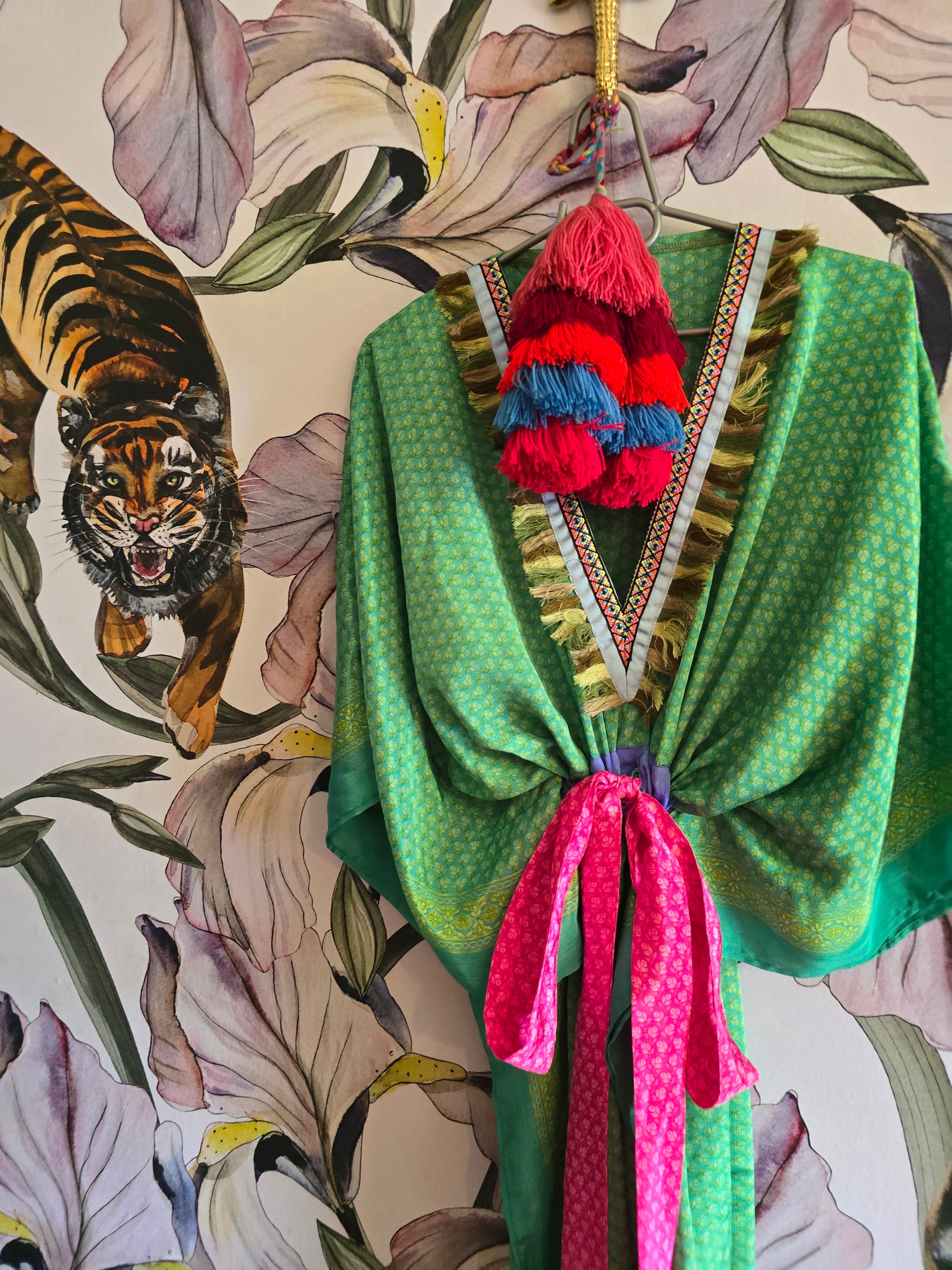 The SHORT KAFTAN