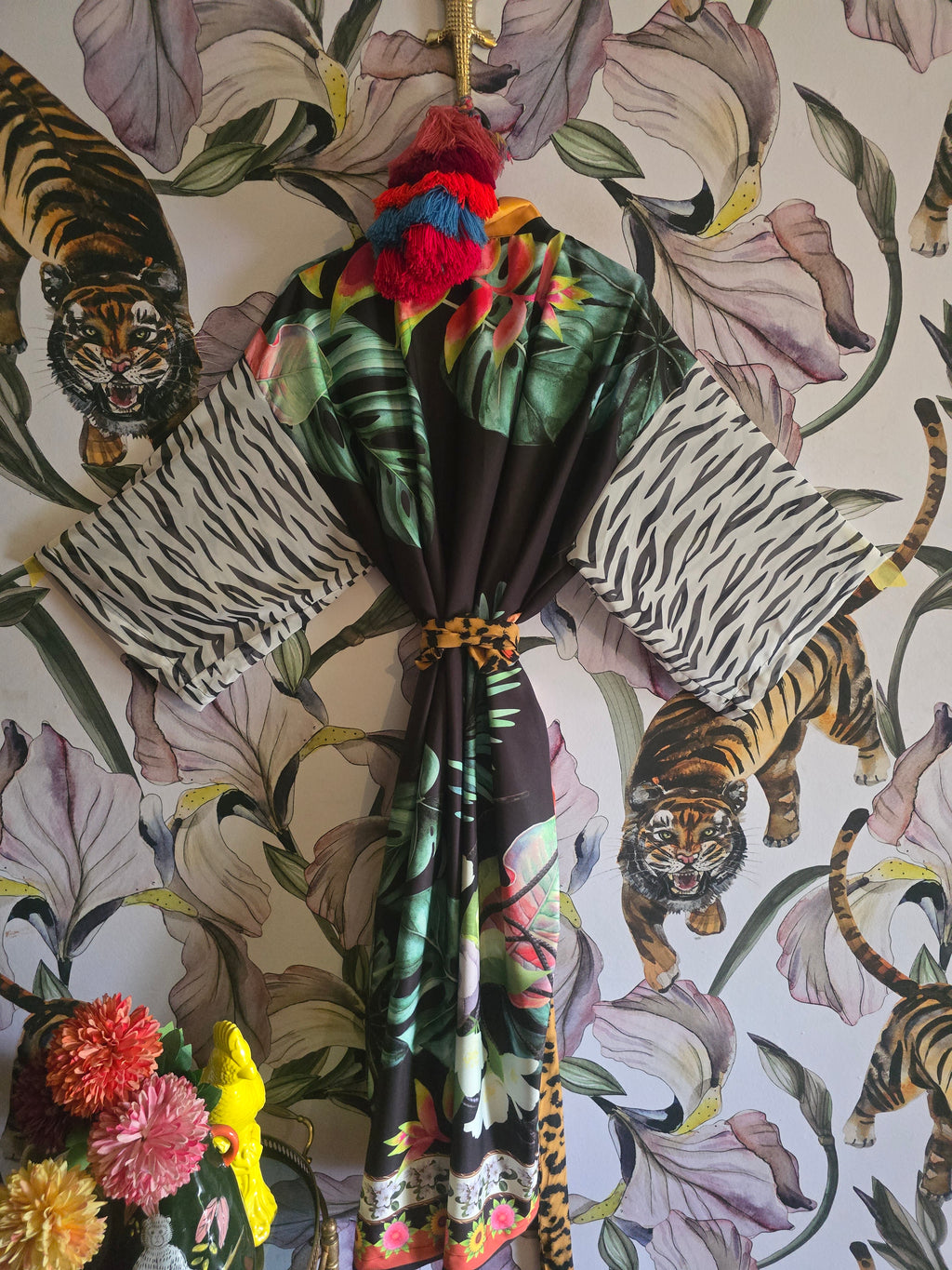 The TROPICAL KIMONO /ZEBRA